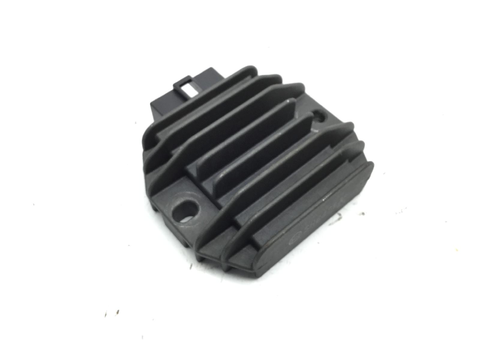 Mbk xq thunder 150 regolatore di tensione 2001 2002 5lg
