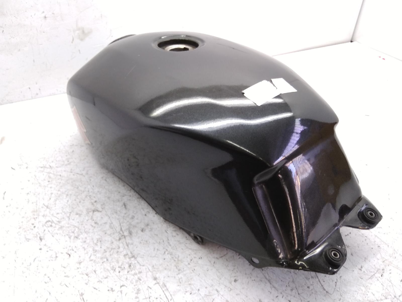 Suzuki gsx e f-h 550 serbatoio benzina carburante punti di ruggine interne 1985 1987 gn71d