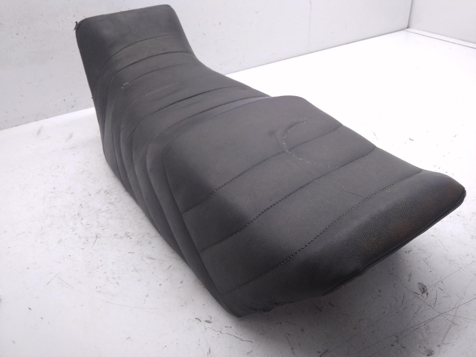 Suzuki gsx e f-h 550 sella saddle con fodera strappata 1985 1987 gn71d