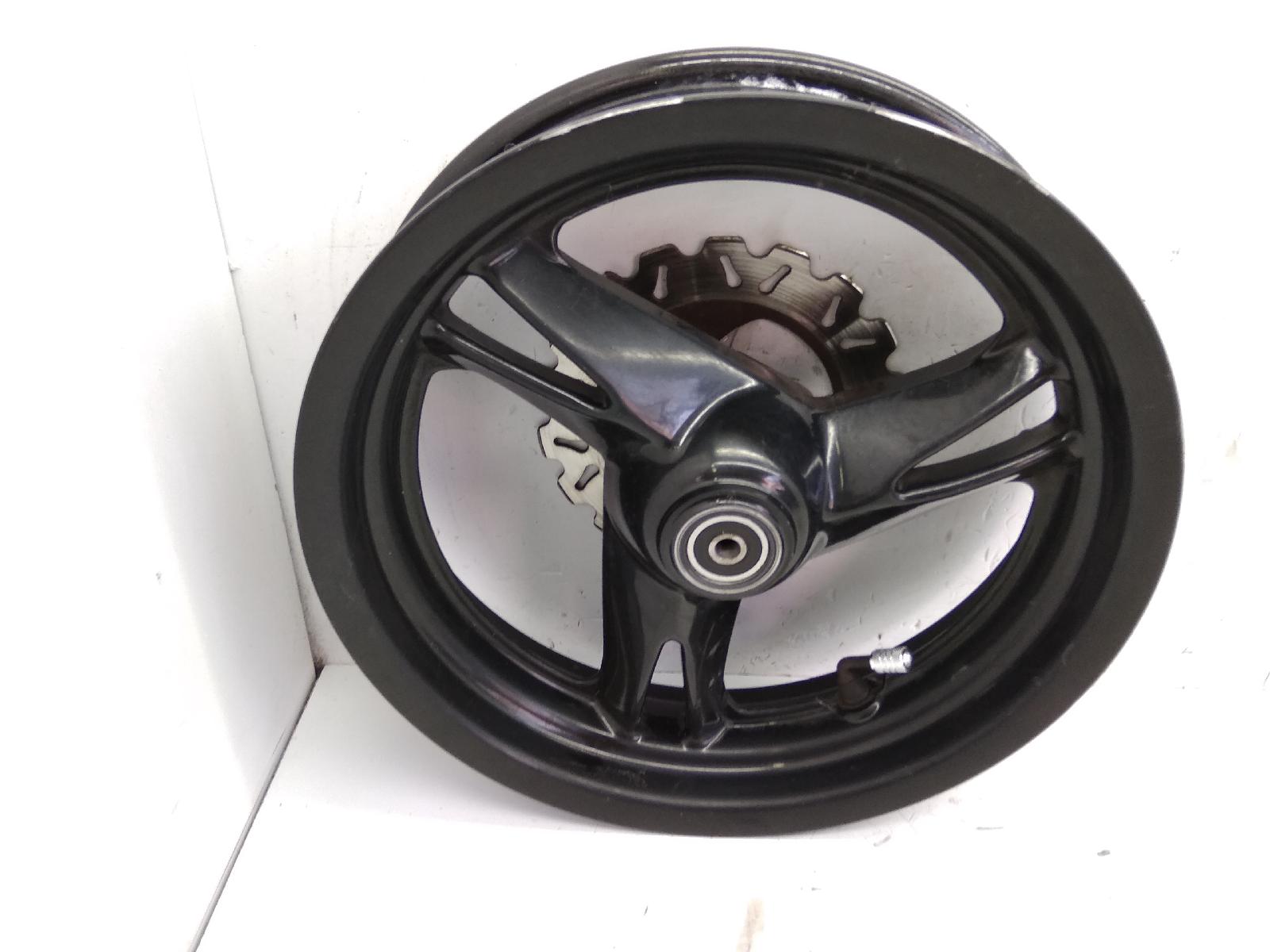 Malaguti f12 r lc 50 cerchio ruota anteriore 13 x 3 2006 2006 62000