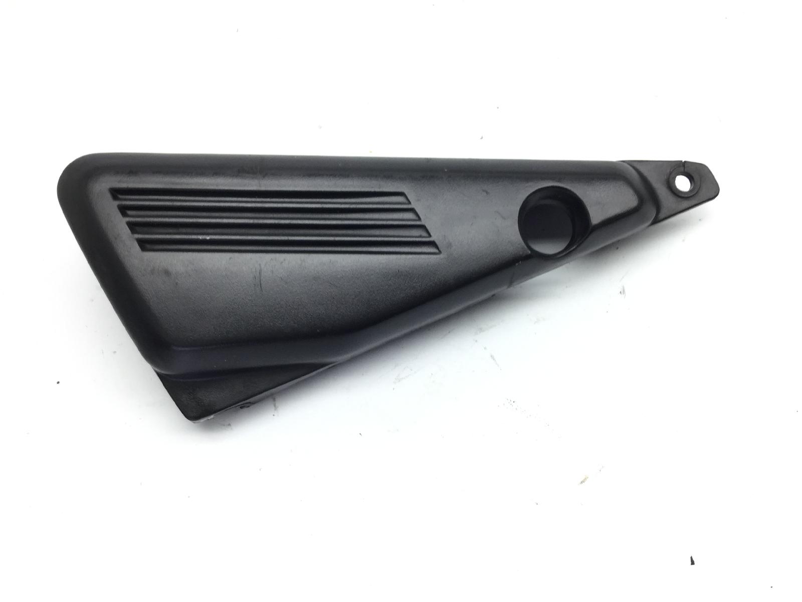 Yamaha fzs fazer 600 carena fianchetto sinistro 2 attacchi con crepe 1998 1999 rj021+rj022