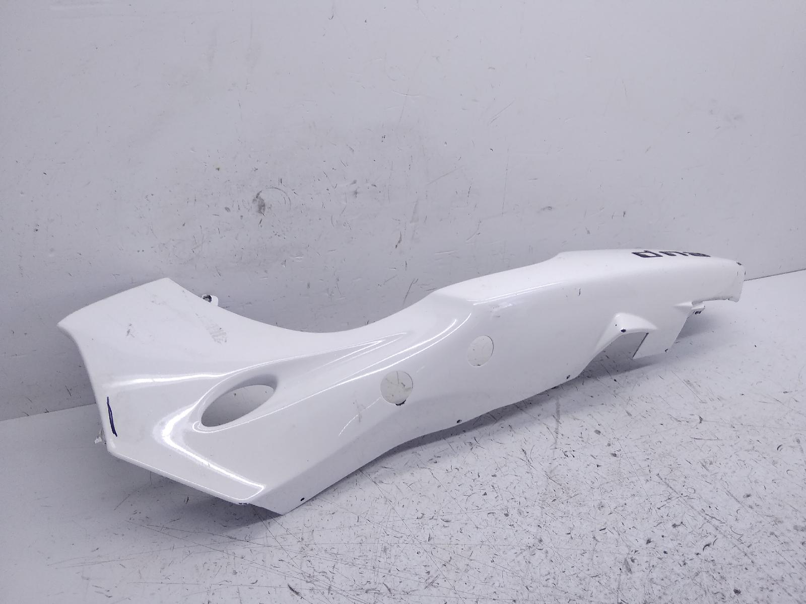 Gilera dna 50 carena fiancata posteriore sinistra * attacco rotto 2005 2007 pc2700003