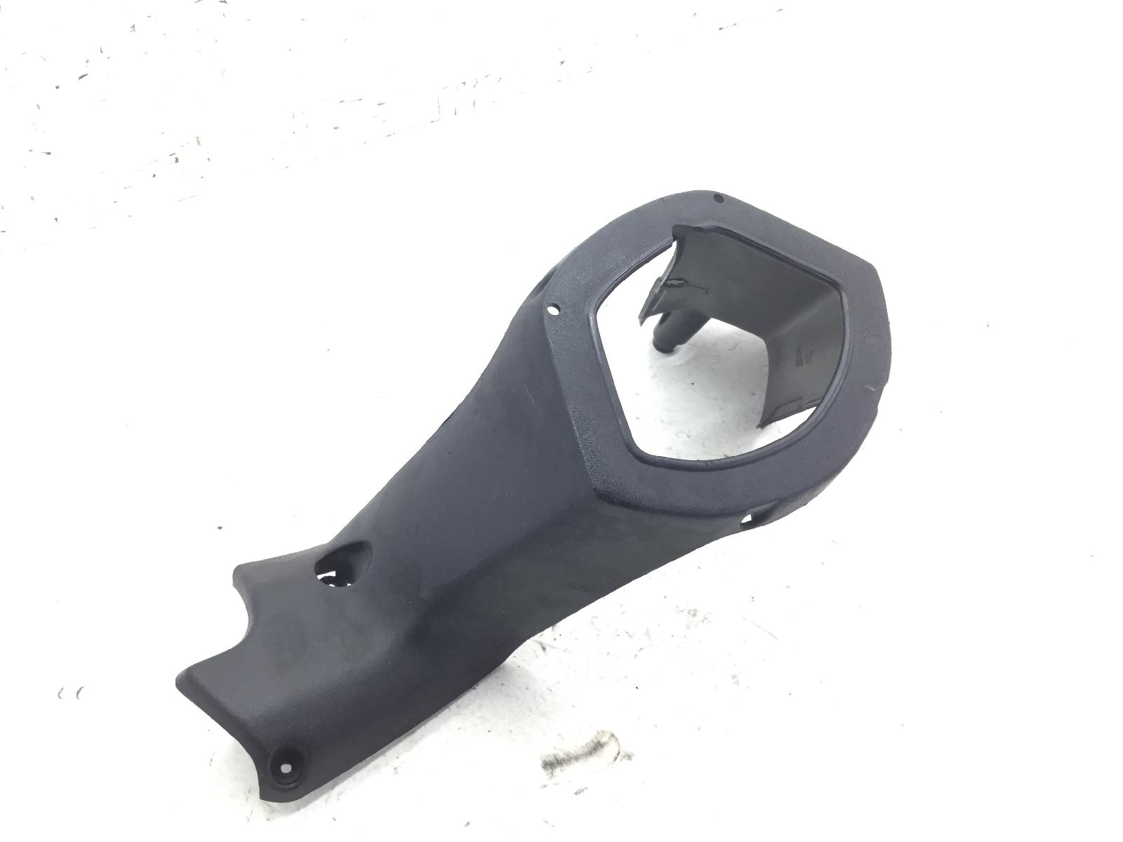 Peugeot elyseo 150 carena manubrio inferiore - attacco rotto 2001 2002 vgag2ac