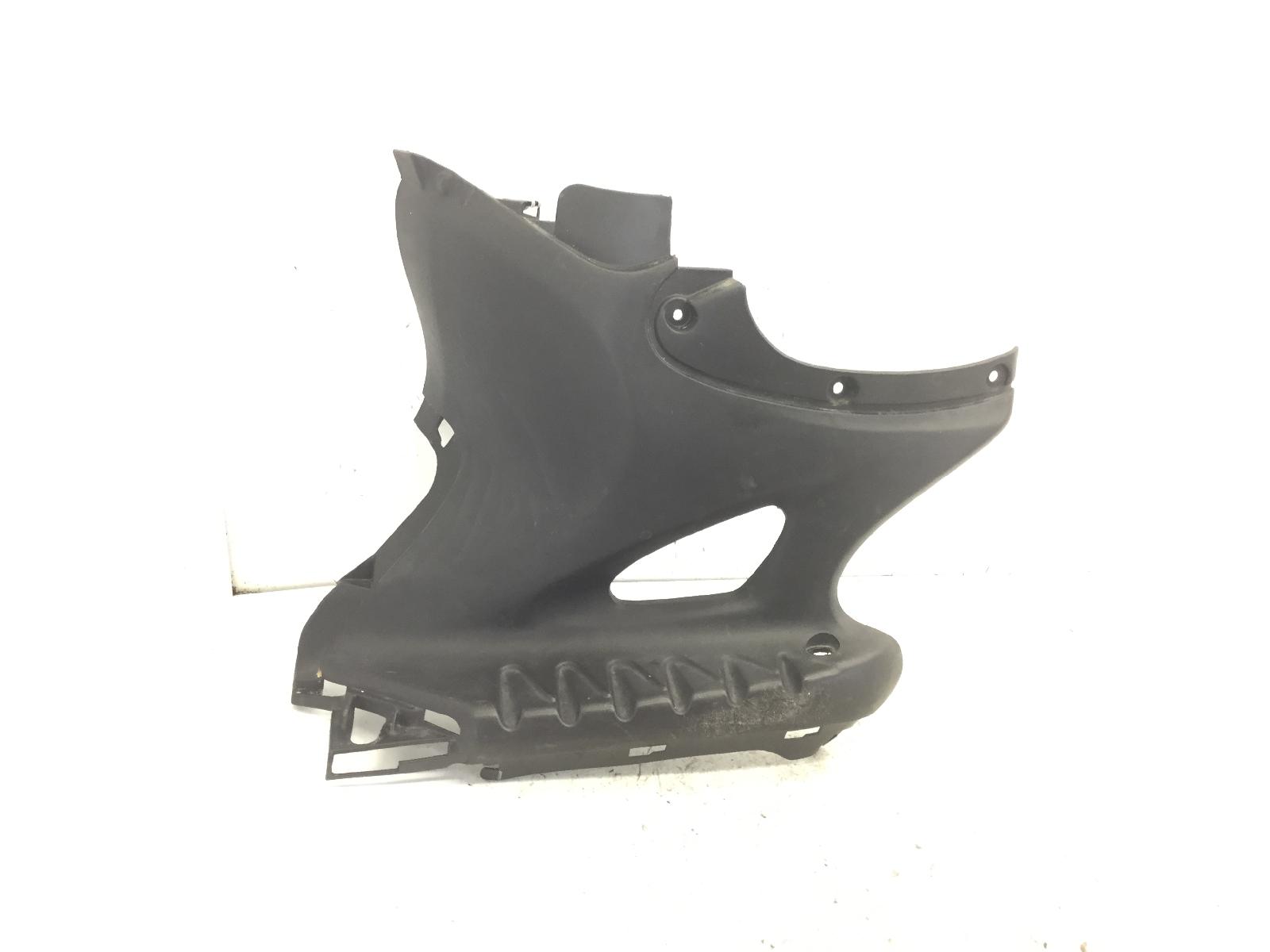 Suzuki katana ay 2t 50 carena pedana poggiapiedi posteriore sinistra -usura 1997 2000 aa