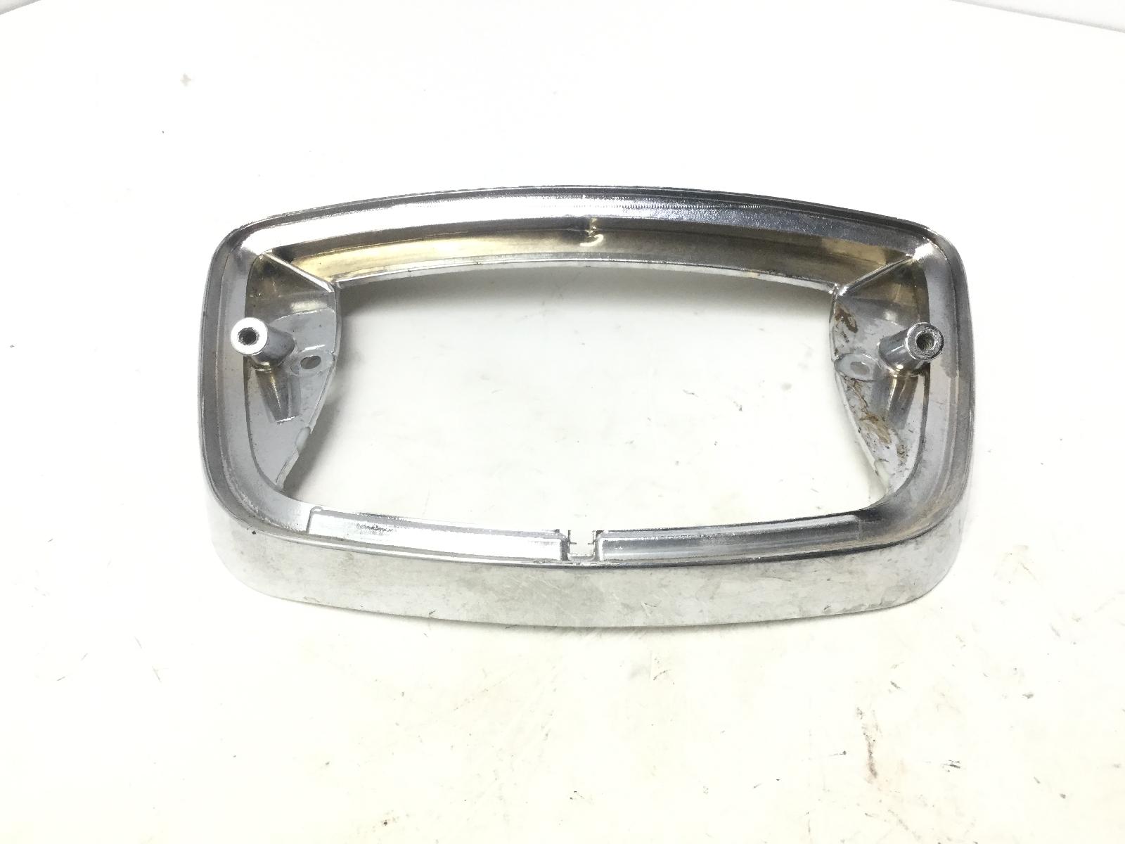 Piaggio vespa lx 2t 50 cornice modanatura faro fanale stop posteriore 2009 2013 c38101