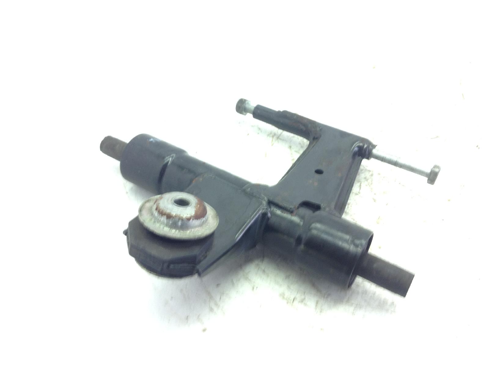 Piaggio vespa lx 2t 50 staffa supporto motore 2009 2013 c38101