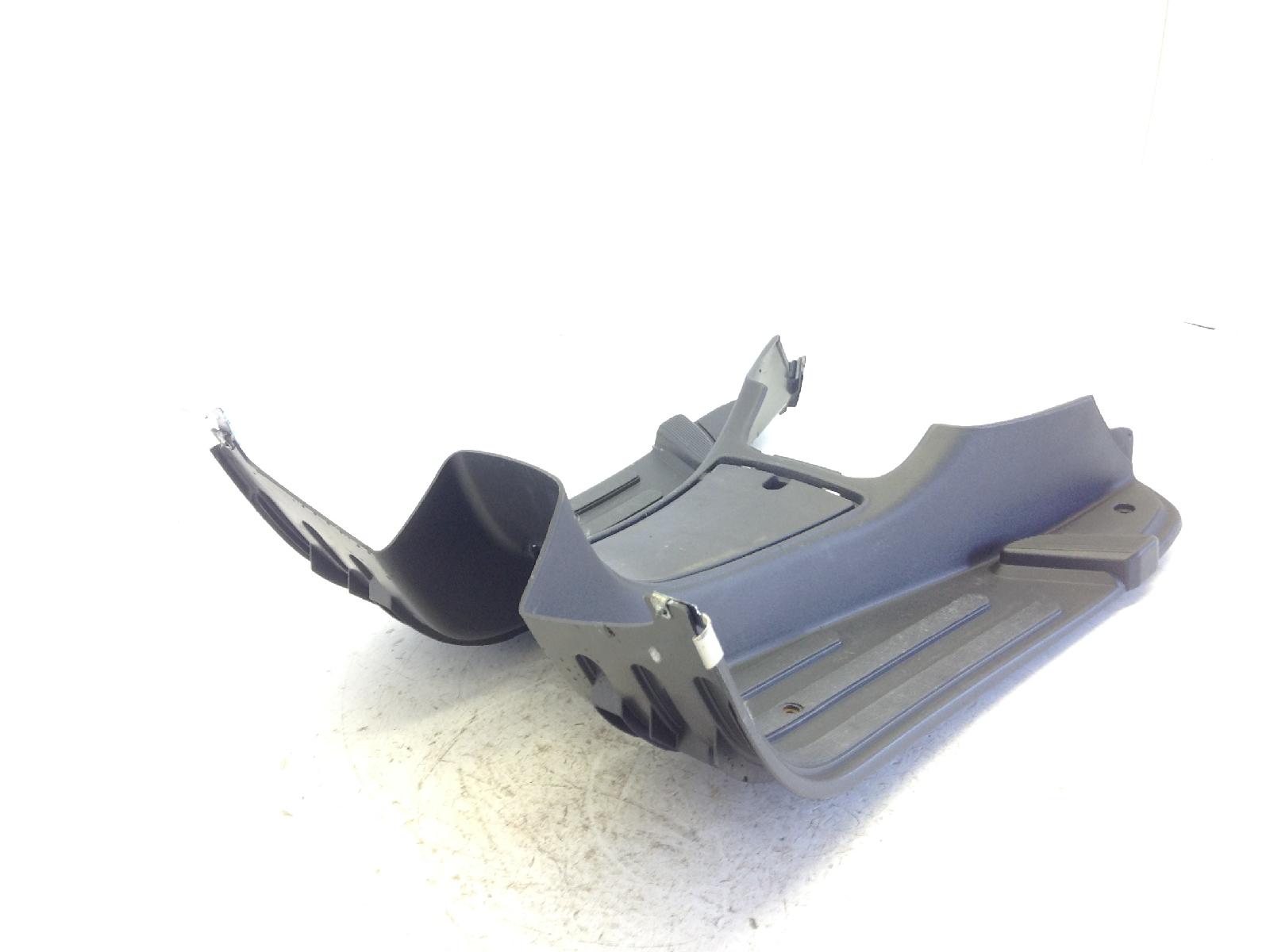 Piaggio vespa lx 2t 50 carena pedana pavimento poggiapiedi 2009 2013 c38101