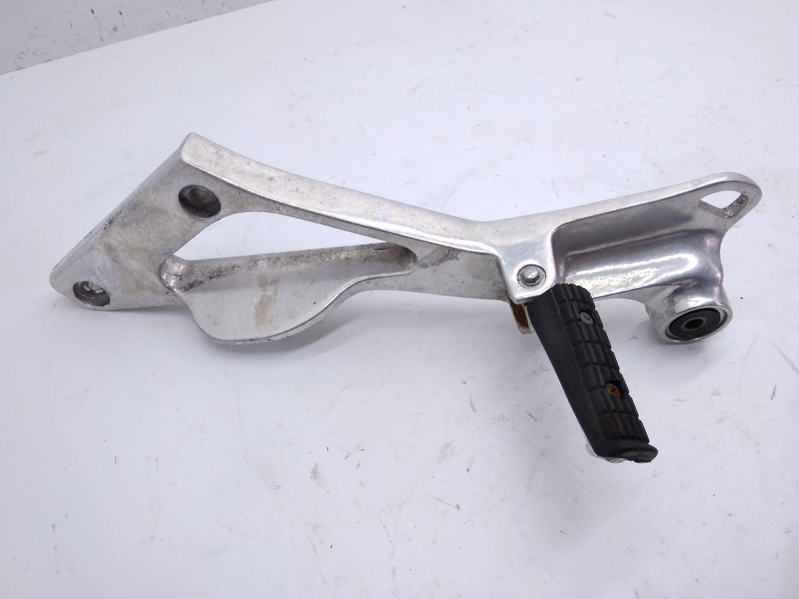 Yamaha tdm 850 pedana posteriore sinistra e supporto 1996 1998 4tx