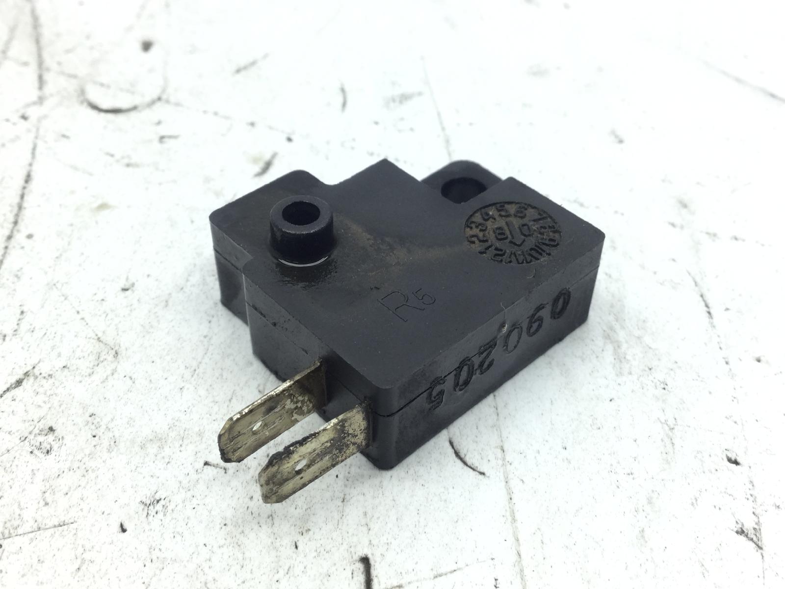 Sym joymax i 300 sensore stop microstop freno anteriore destro 2009 2009 rfglm30wy9s
