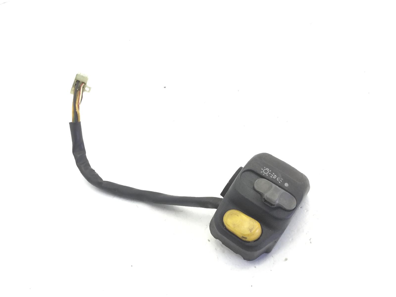 Malaguti ciak master 4t 50 commutatore devio accensione luci destro 2005 2006 770201