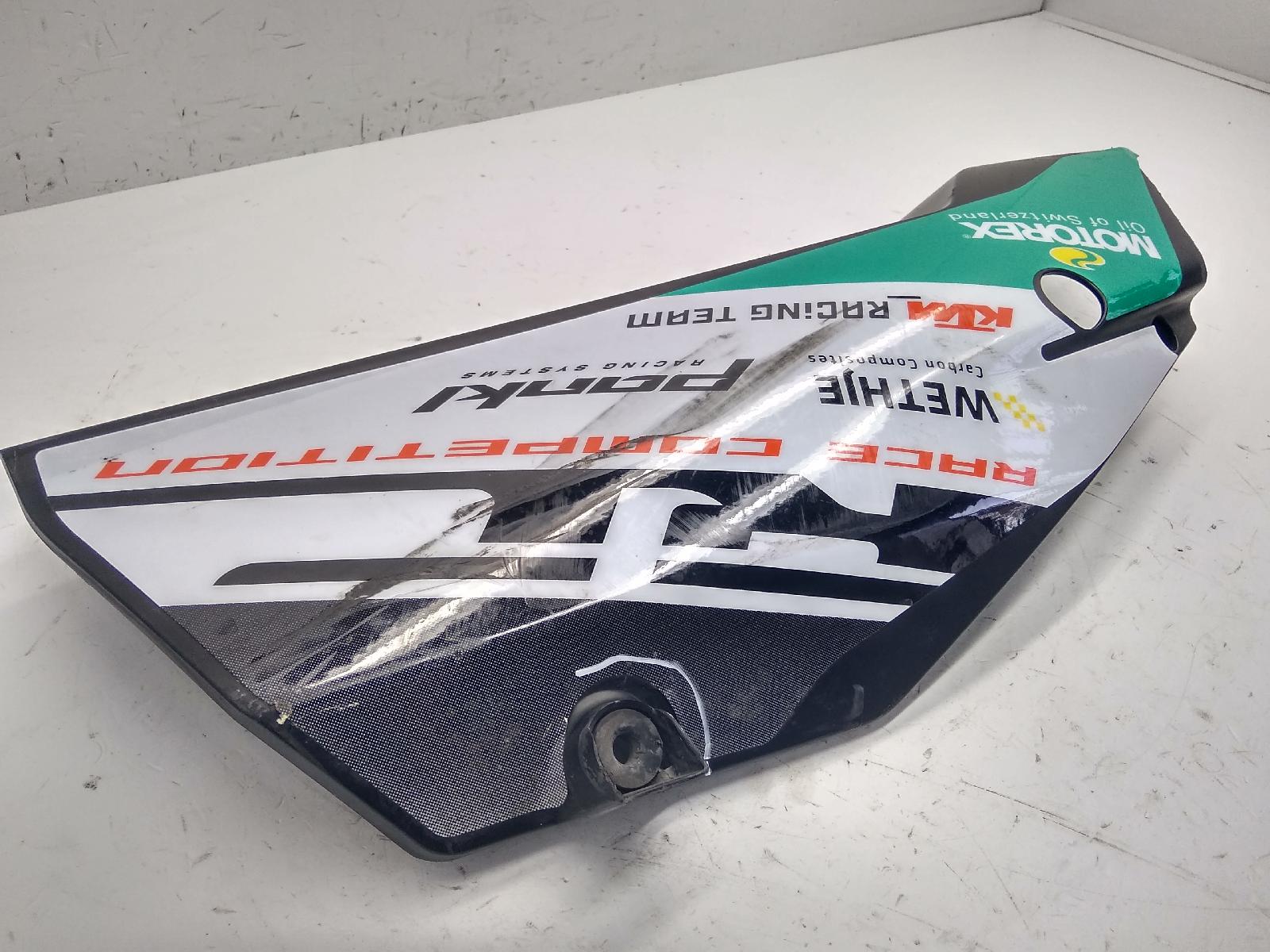 Ktm rc abs 125 carena chiglia destra con rottura su attacco 2015 2016 vbkjya402fc