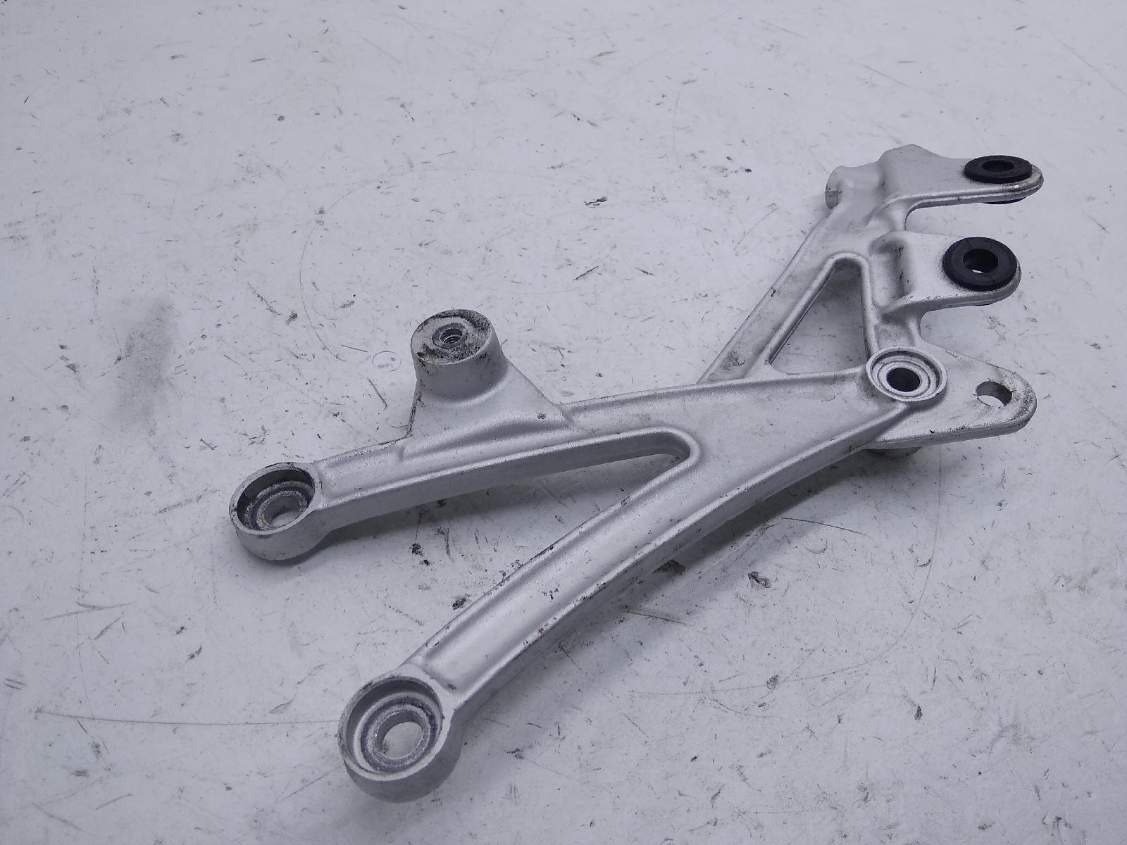 Ktm 990 adveture dakar 999 supporto pedana anteriore sinistra 2010 2010 vbkva9404bm