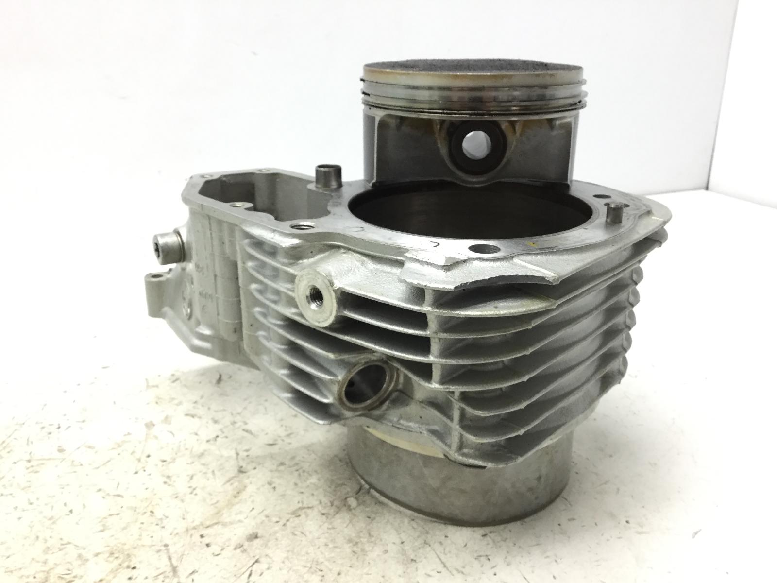 Bmw r 1200 r 1170 cilindro e pistone sinistro - aletta rotta - vedi foto 1 2006 2011 wb10378037zs