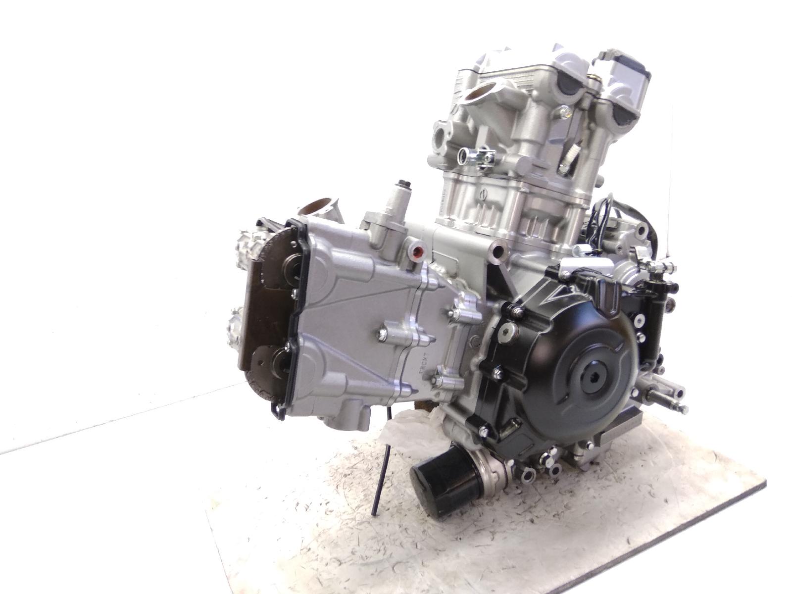 Suzuki sv a l7 650 blocco motore engine completo senza coperchio testa p511 2017 2017 cx123