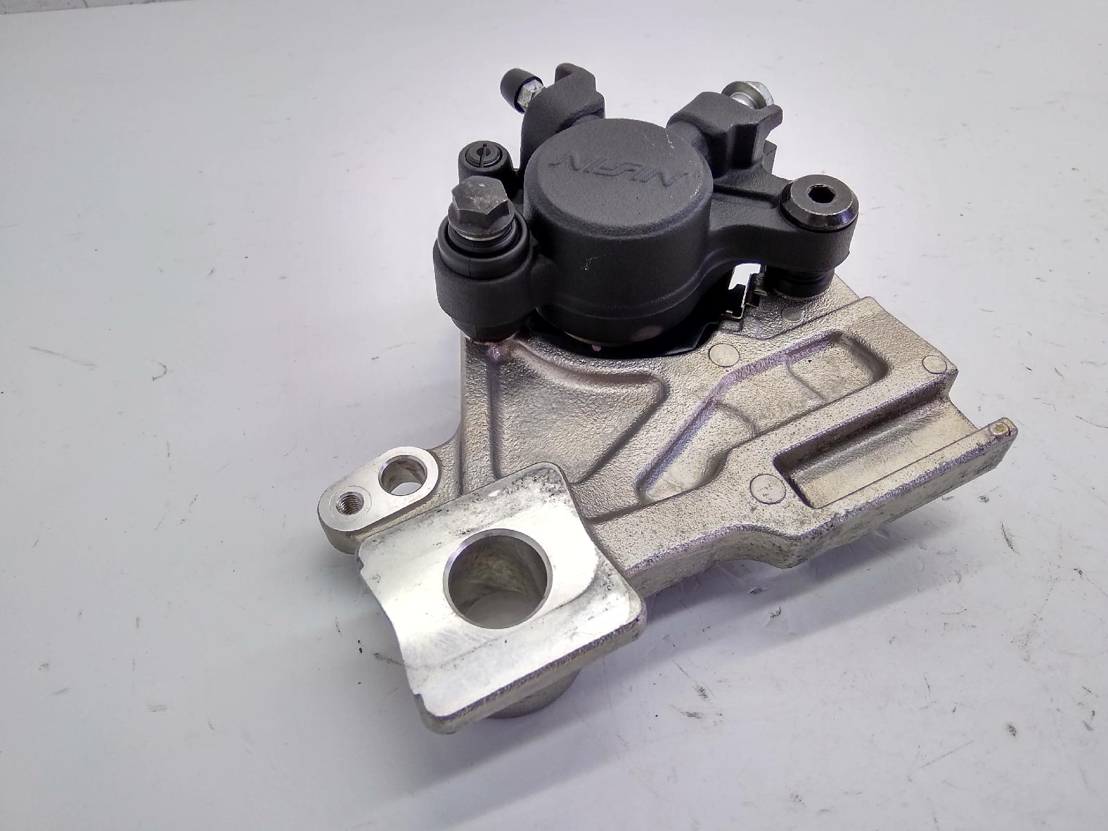 Suzuki sv a l7 650 pinza freno posteriore con staffa supporto 2017 2017 cx123