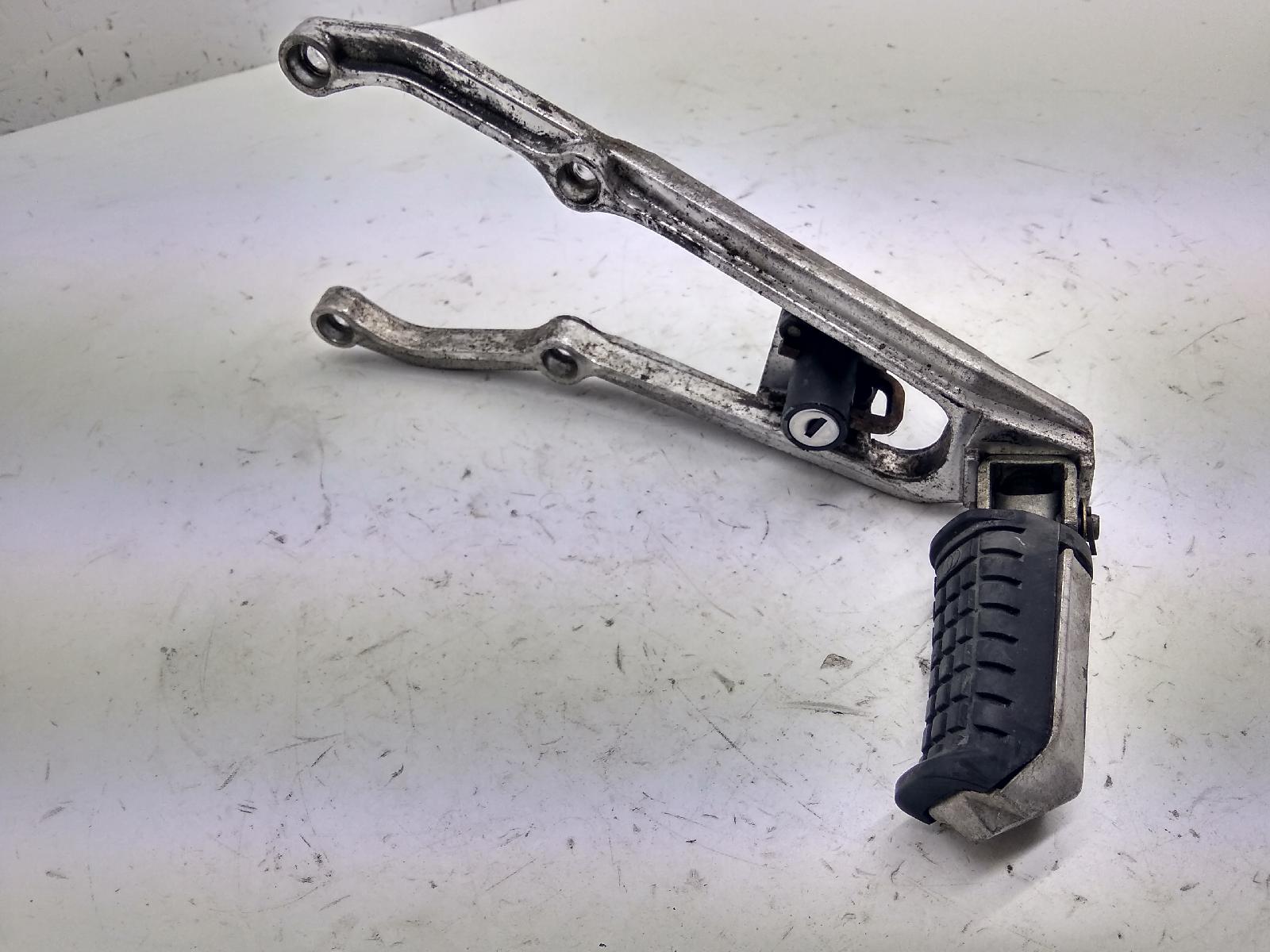 Gilera kz 125 pedana posteriore sinistra e supporto 1987 1987 138