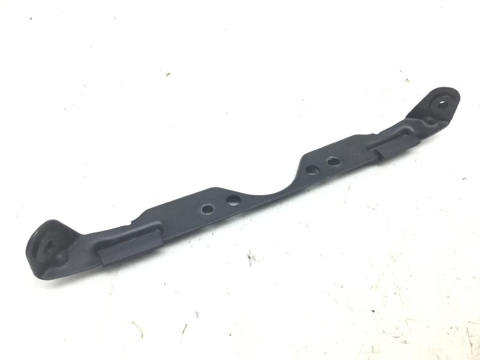 Suzuki gsr l1 750 staffa supporto radiatore acqua raffreddamento 2011 2011 c5111