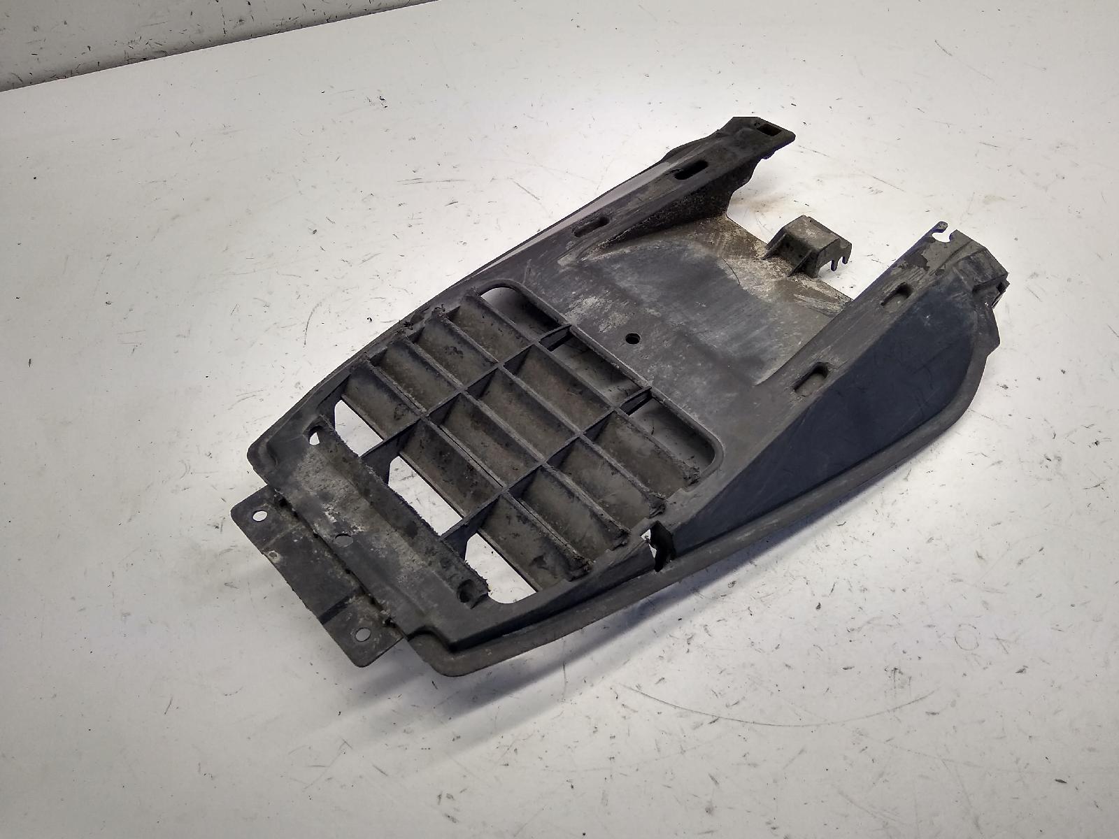 Honda silver wing 600 carena sottopedana sottopavimento 2005 2005 jh2pf01a15k