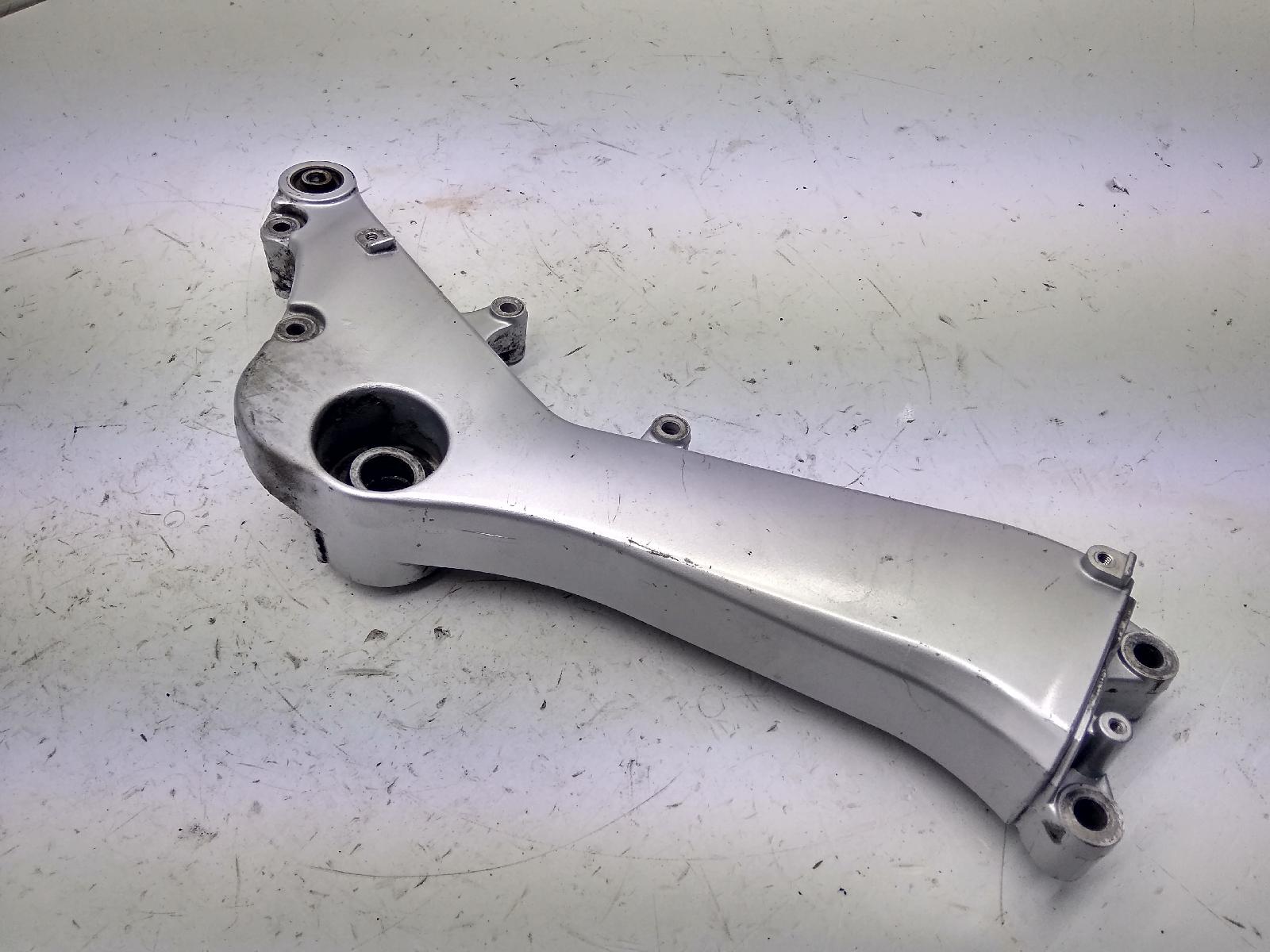 Honda silver wing 600 staffa supporto scarico marmitta 2005 2005 jh2pf01a15k