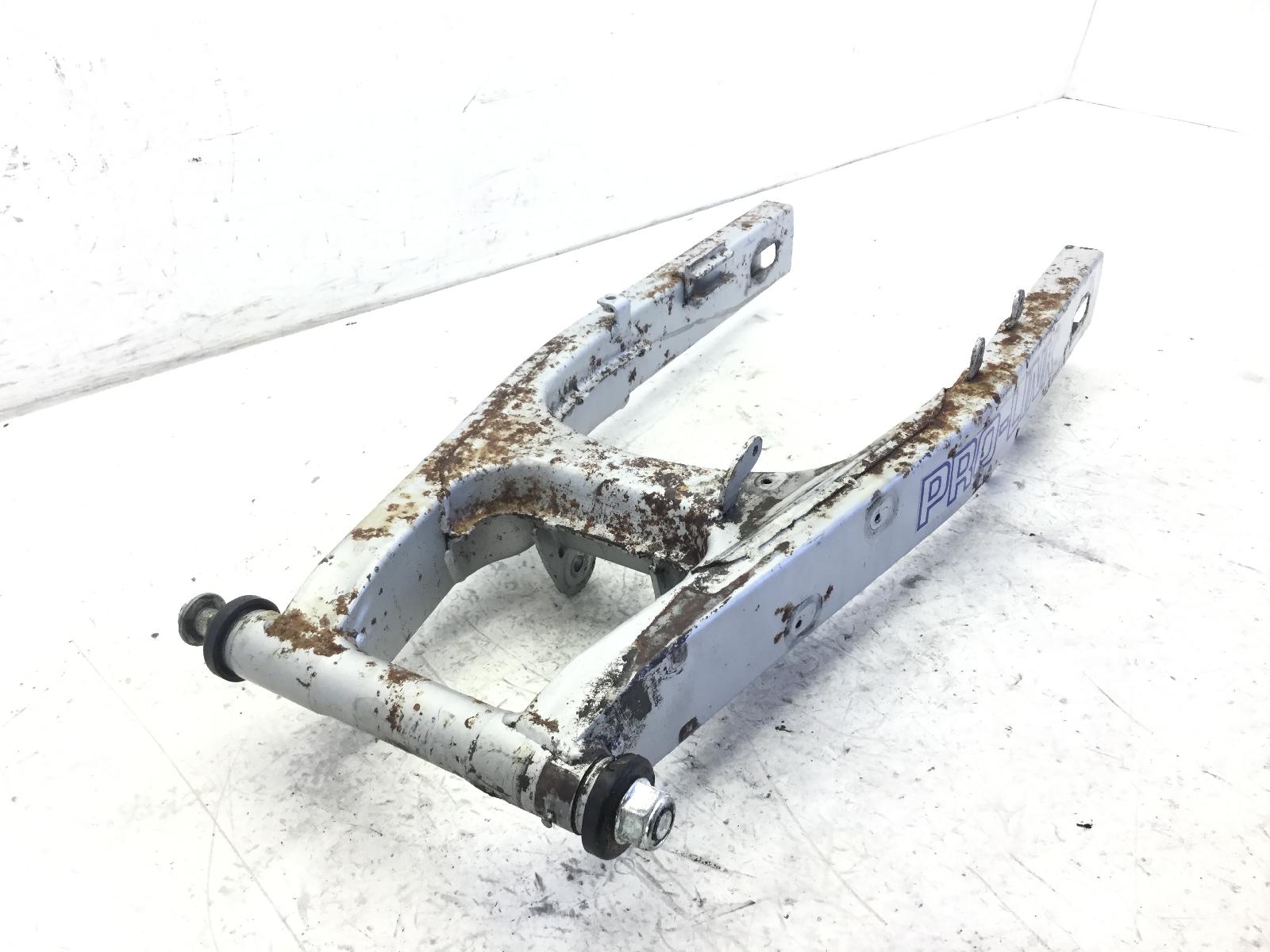 Forcellone posteriore honda dominator nx 650 1988 1990 rd02
