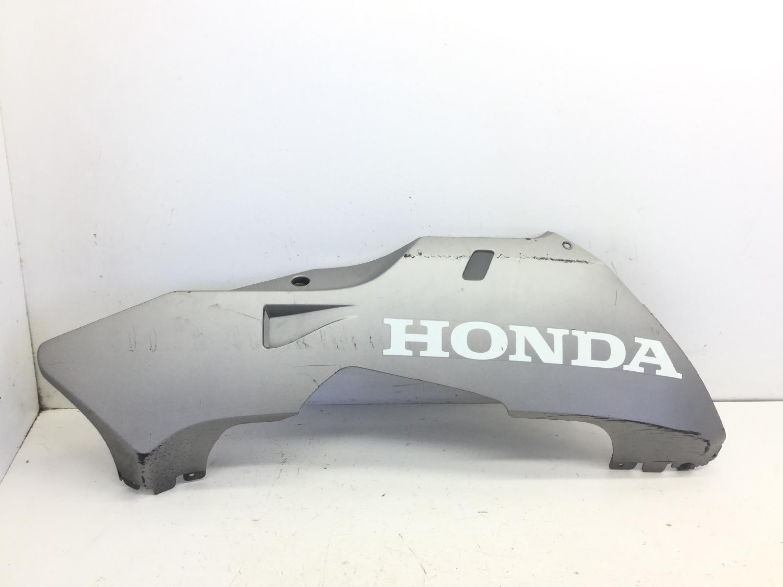 Honda cbr rr 600 carena chiglia protezione inferiore destra 2003 2004 pc37a85m