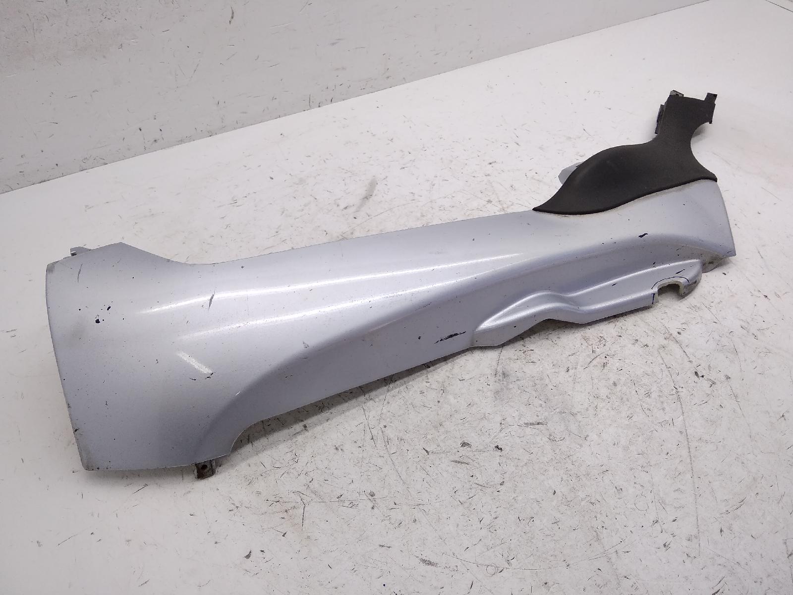Piaggio mp3 400 carena sottopedana sinistra con rottura 2007 2008 m59101