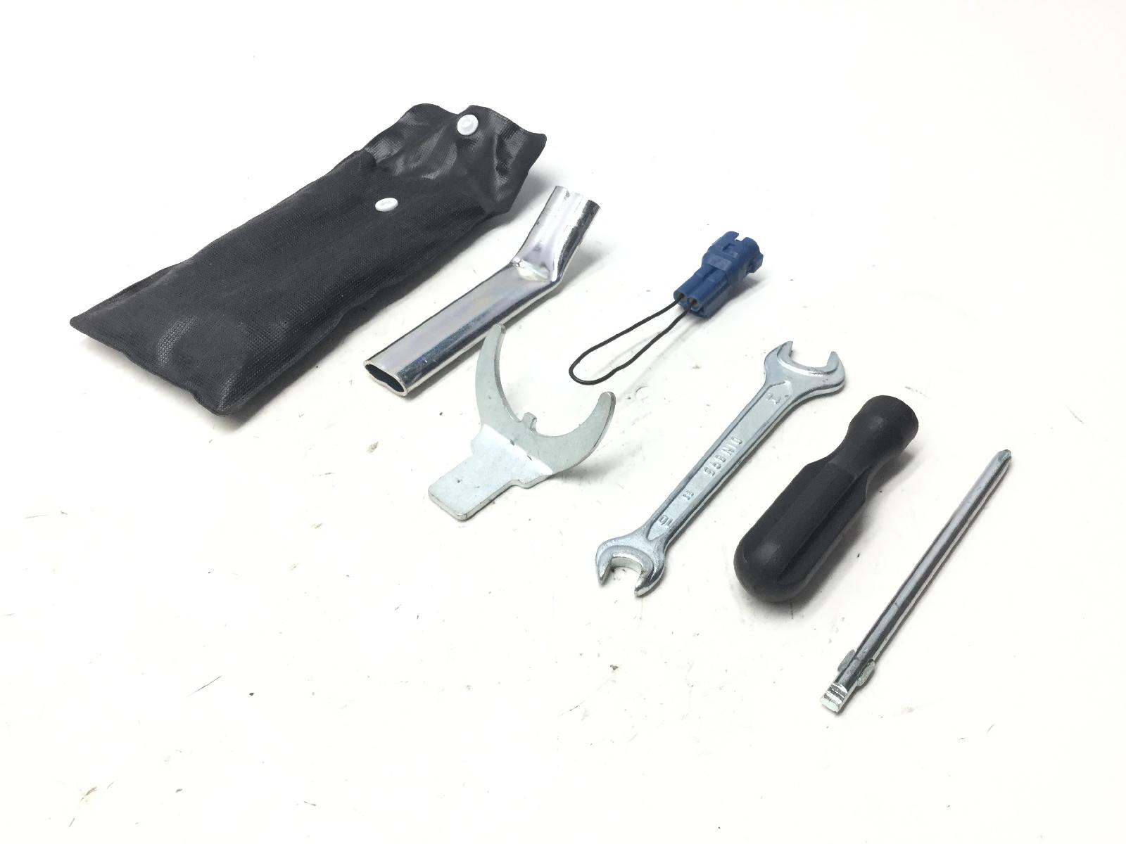 Honda sh 150 i abs 150 kit attrezzi attrezzatura di bordo 2017 2019 kf23a0hf