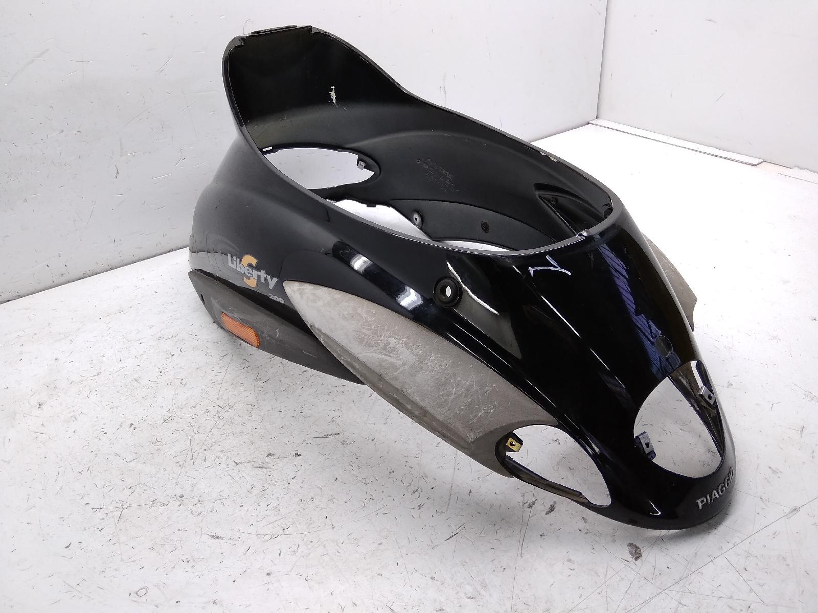 Piaggio liberty sport 200 carena fiancate coda codone posteriore 2006 2006 m38401