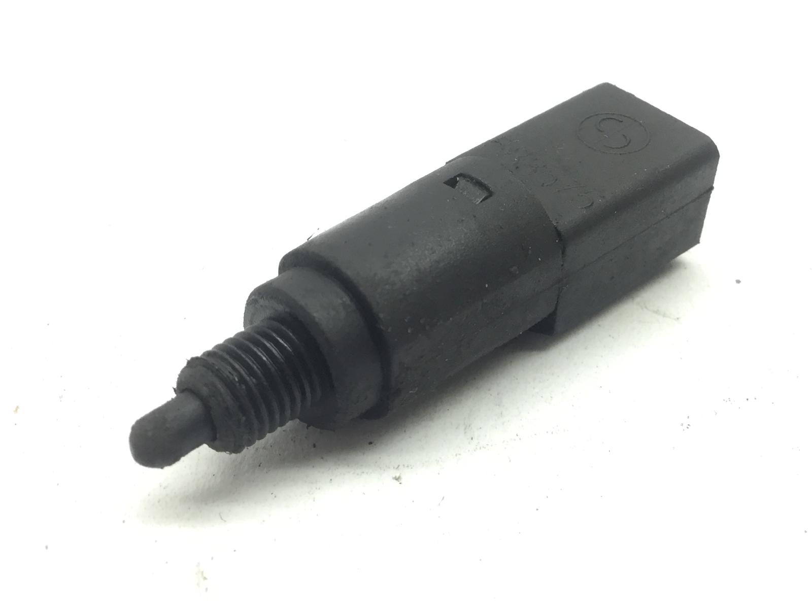 Piaggio liberty sport 200 sensore stop microstop freno anteriore destro 2006 2006 m38401