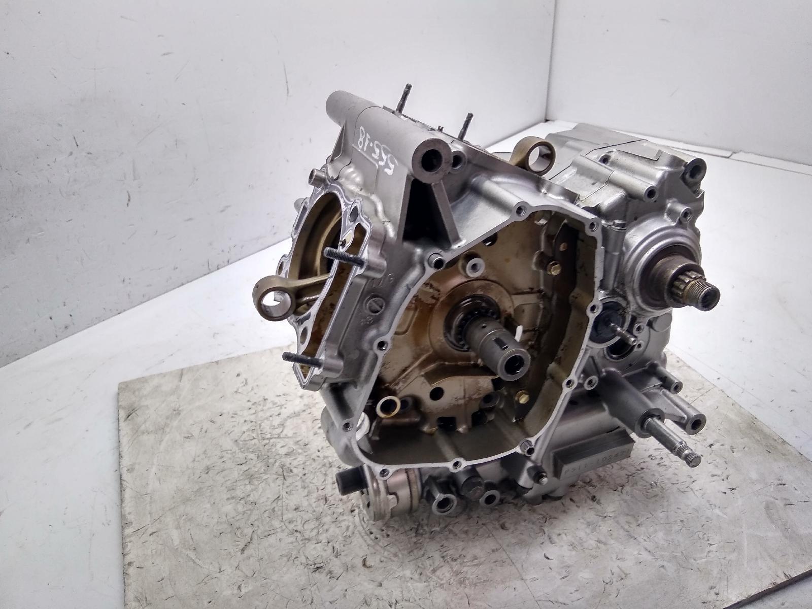 Suzuki gladius sfv 650 carter motore albero e ingranaggi p511 2009 2010 cx111
