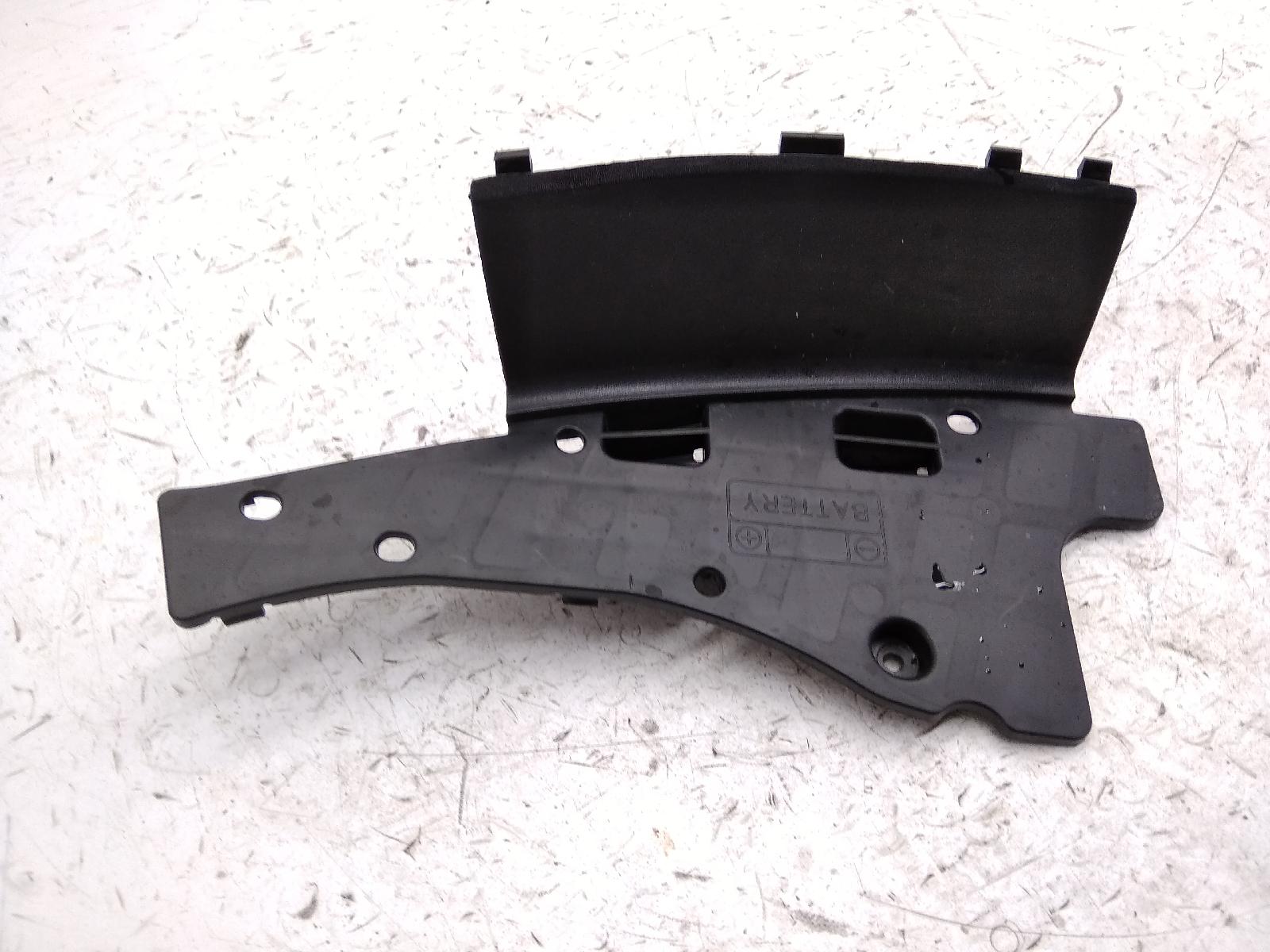Suzuki burgman l5 abs 200 coperchio tappo batteria carena pedana 2015 2015 c9112