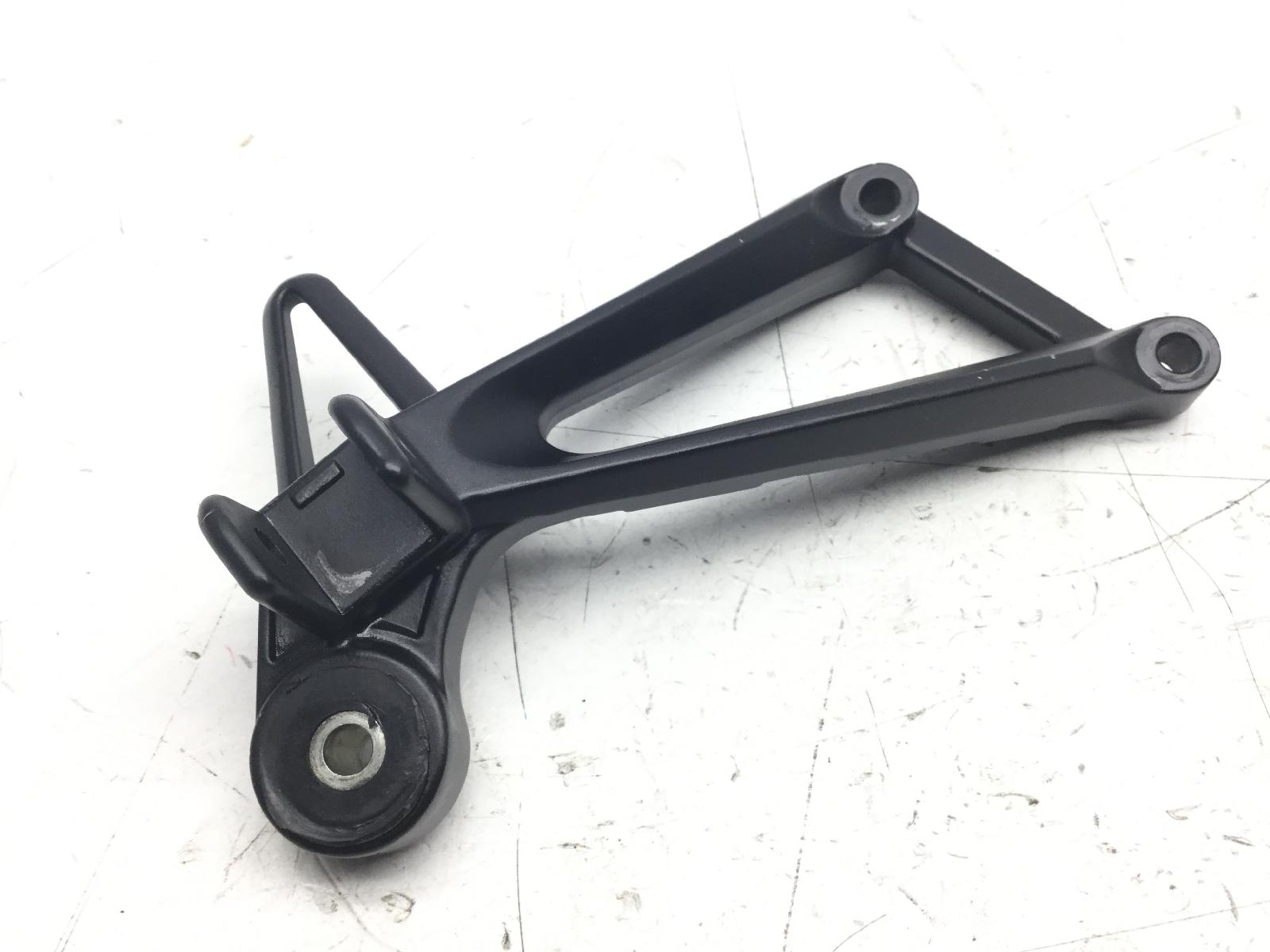 Yamaha mt-03 a 320 supporto pedana posteriore sinistro 2016 2016 rh07k
