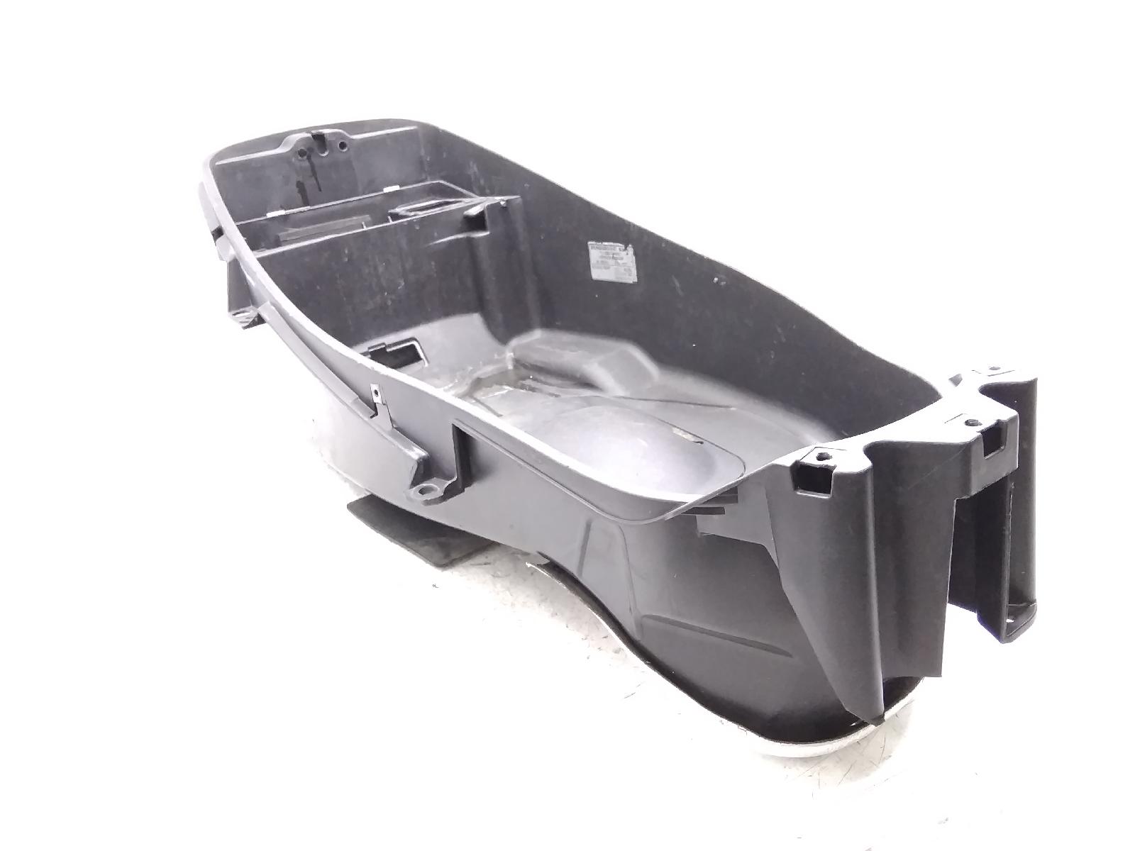 Piaggio x7 evo i 300 carena vano sottosella 2009 2010 m62201
