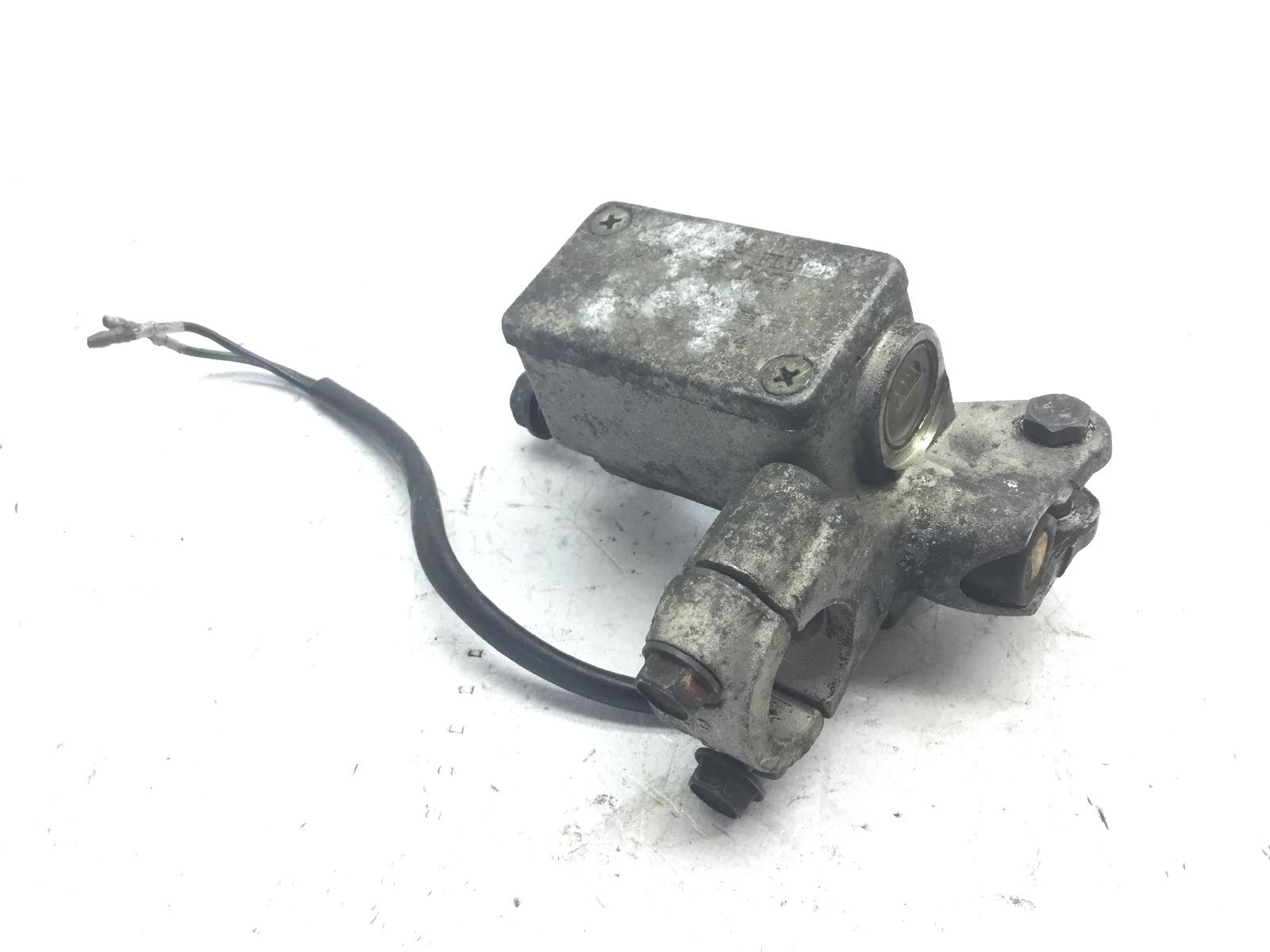 Kymco people 150 pompa freno anteriore destra senza leva 1999 2000 b20001