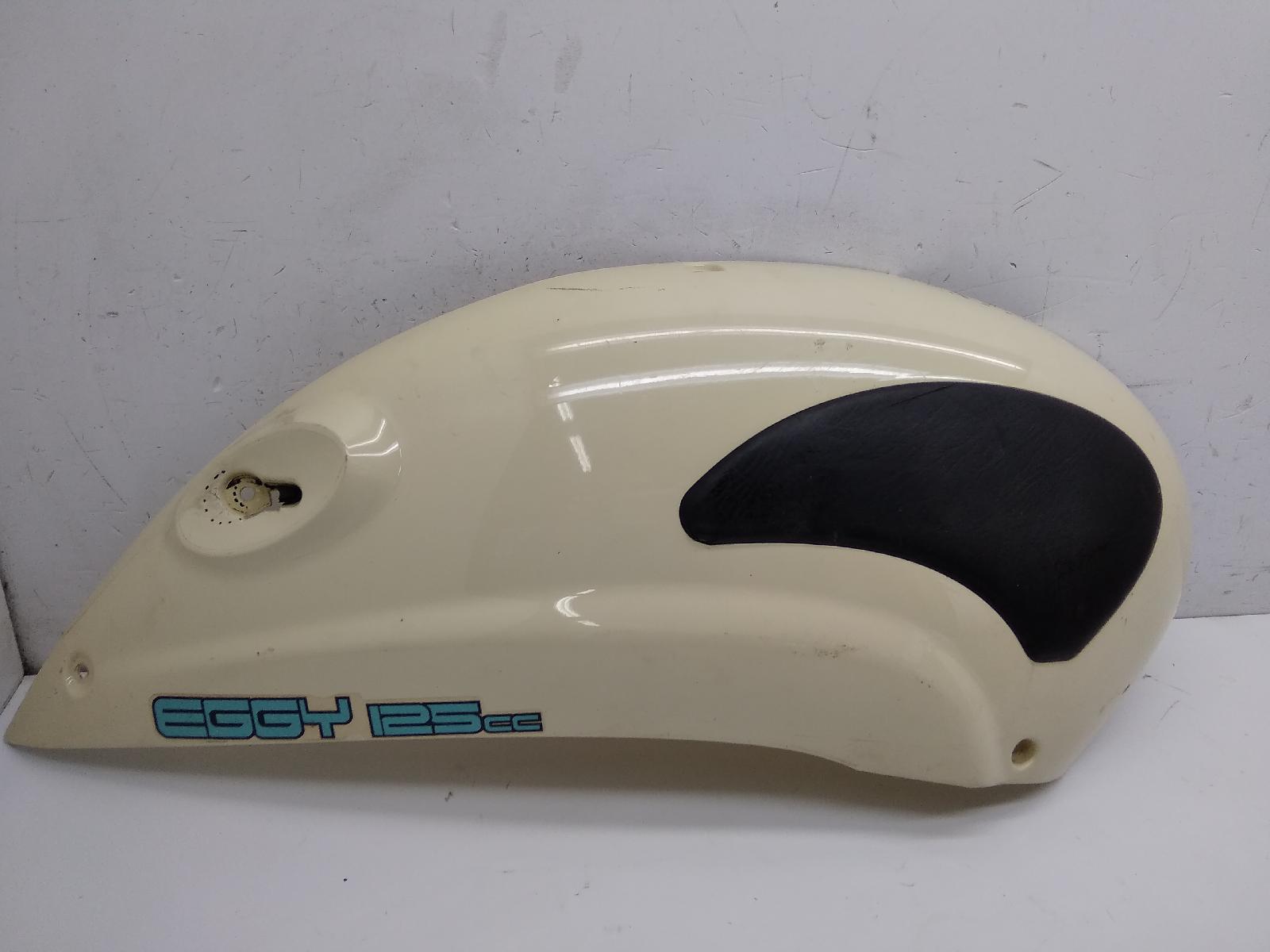 Linhai eggy 125 carena fiancata posteriore destra rottura crepe su attacco 2007 2007