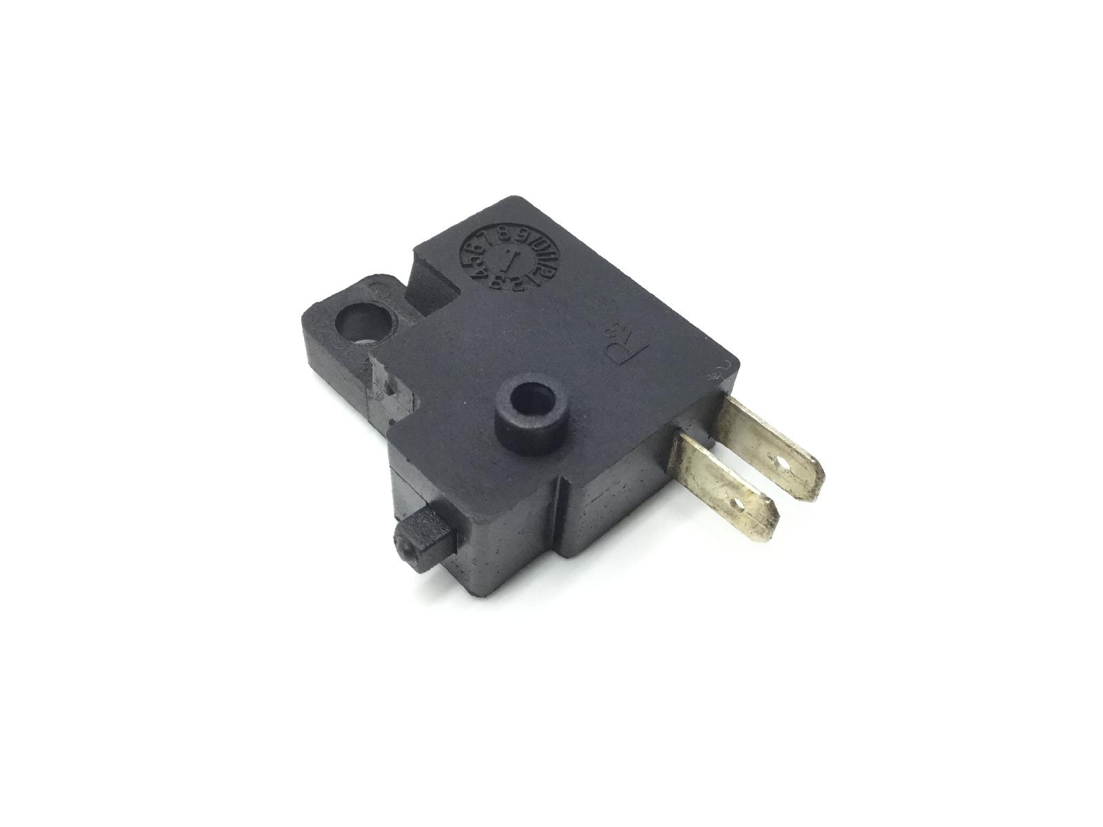 Kymco k-xct i 300 sensore pulsante stop microstop freno anteriore 2012 2017 d80000