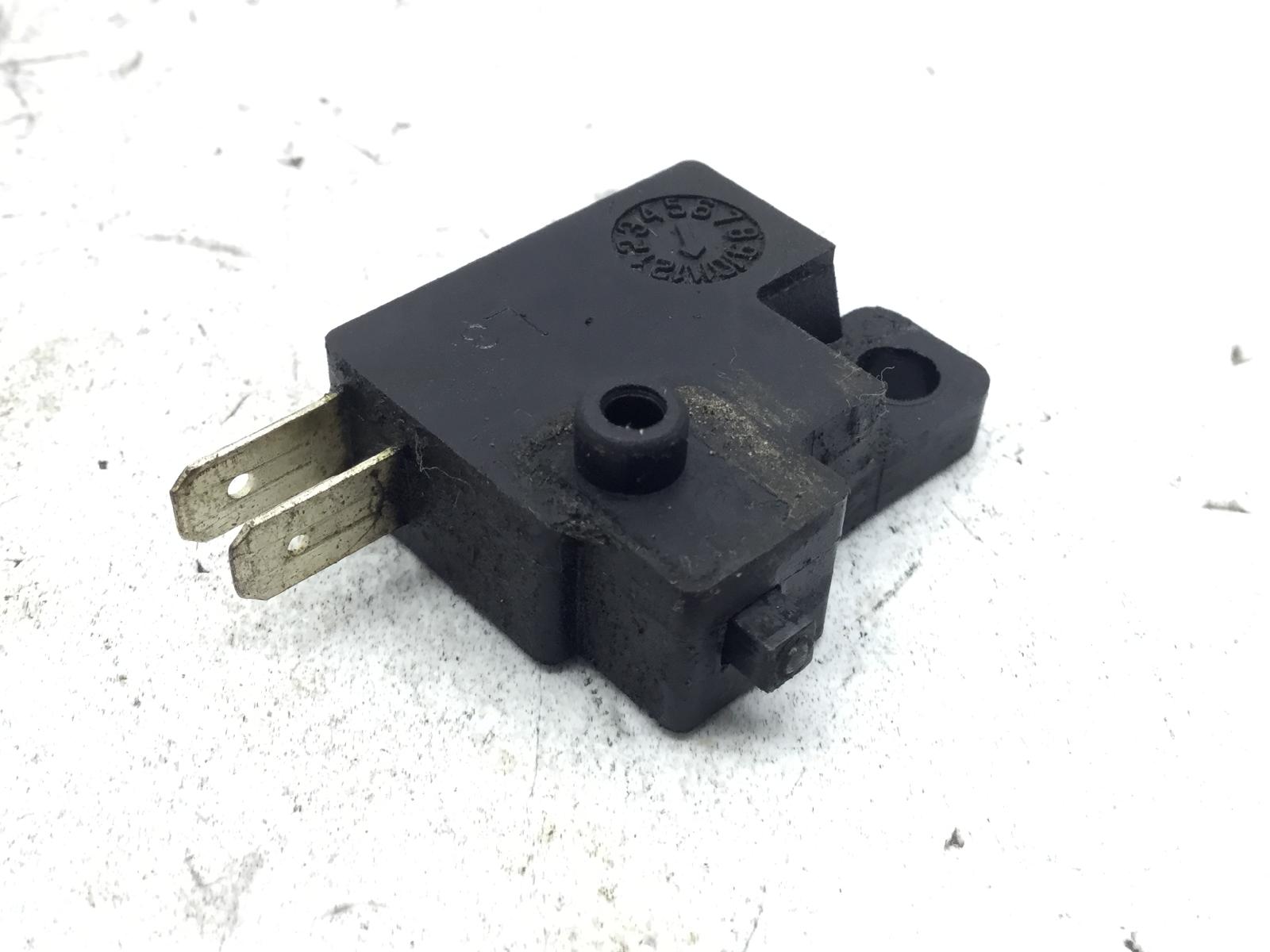 Kymco xciting i r 300 sensore stop microstop freno posteriore sinistro 2009 2009 t72011