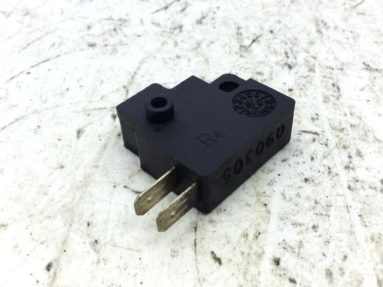 Kymco xciting i r 300 sensore stop microstop freno anteriore destro 2009 2009 t72011