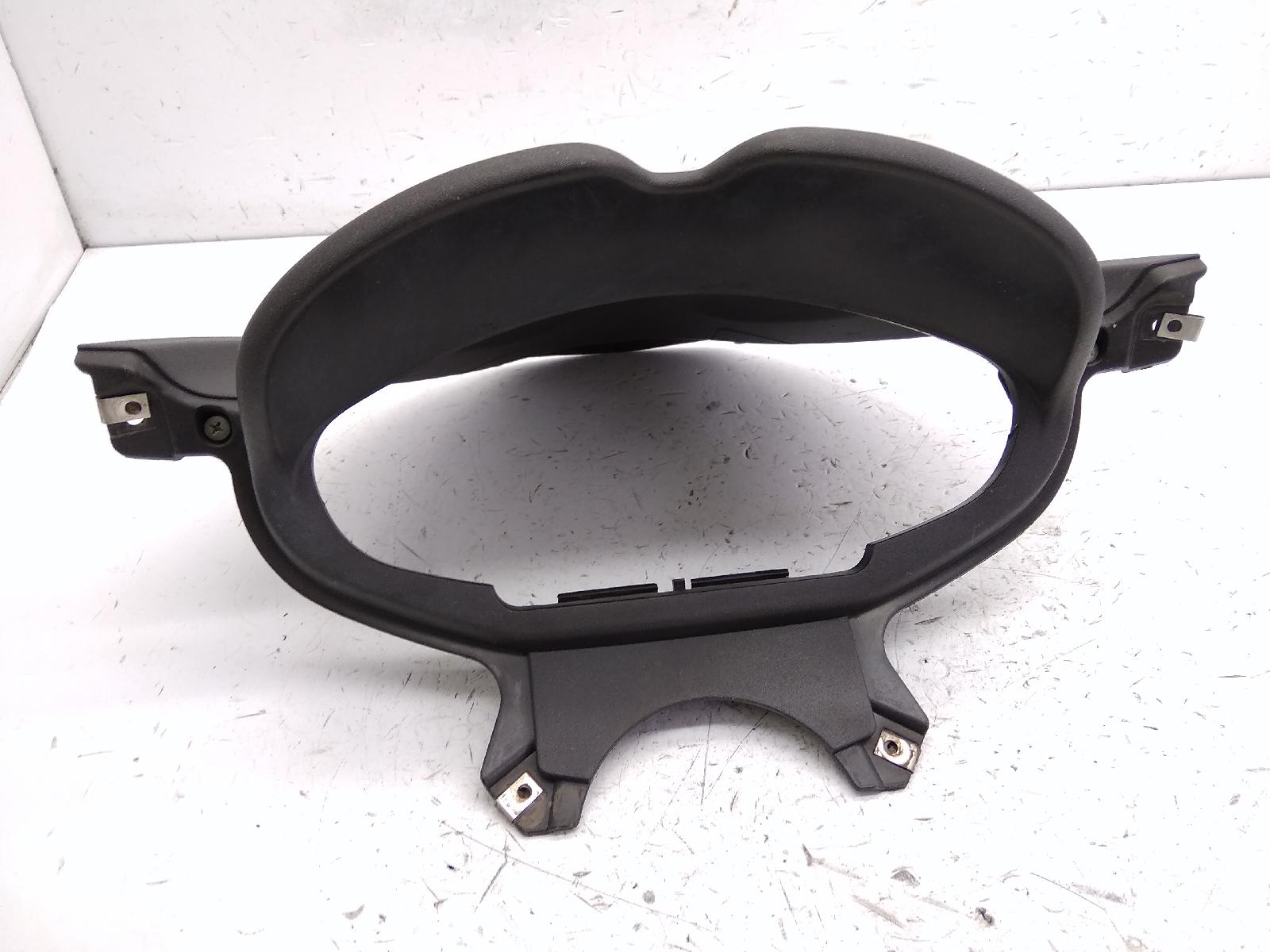 Piaggio x8 premium e2 125 carena supporto strumentazione modifiche attacchi 2006 2006 m36301