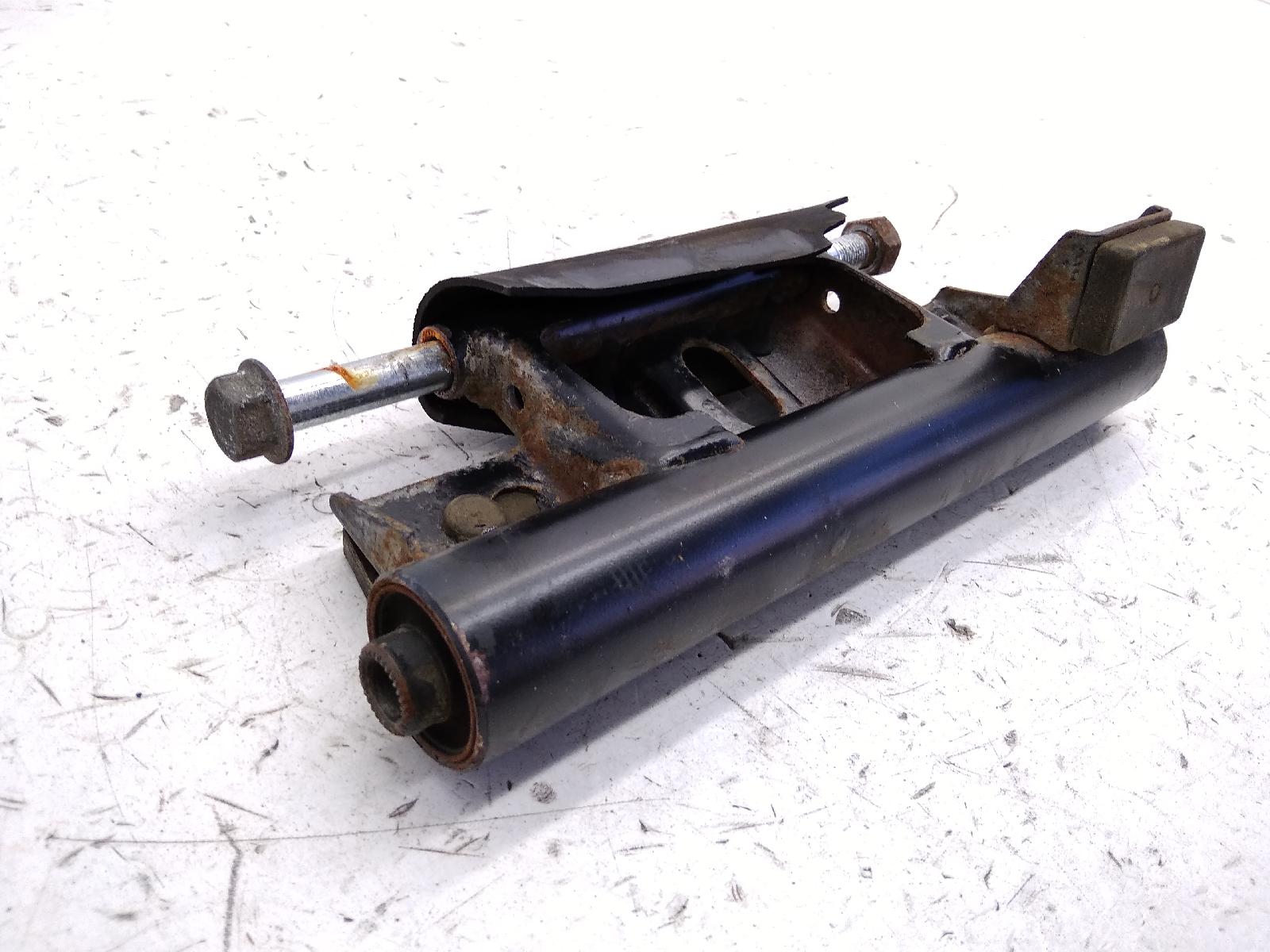 Suzuki burgman uh 125 staffa supporto motore 2007 2007 cc111