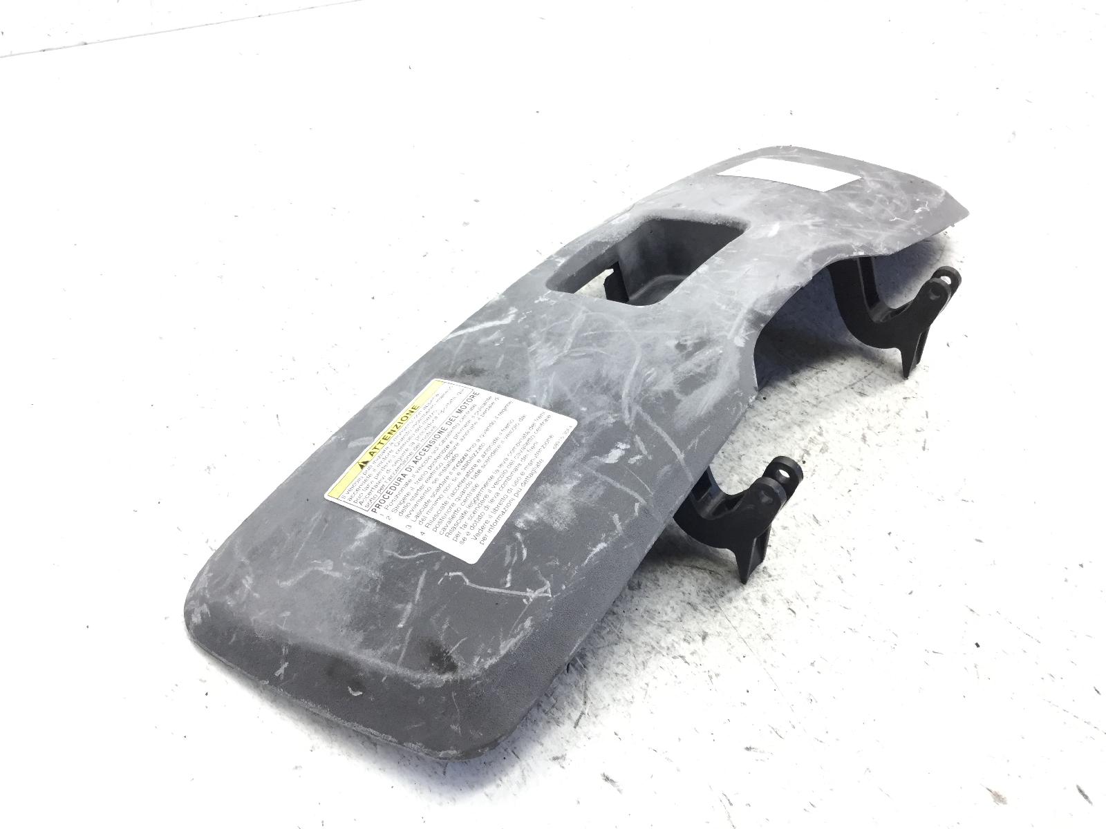Suzuki burgman uh 125 sportello carena controscudo retroscudo 2007 2007 cc111