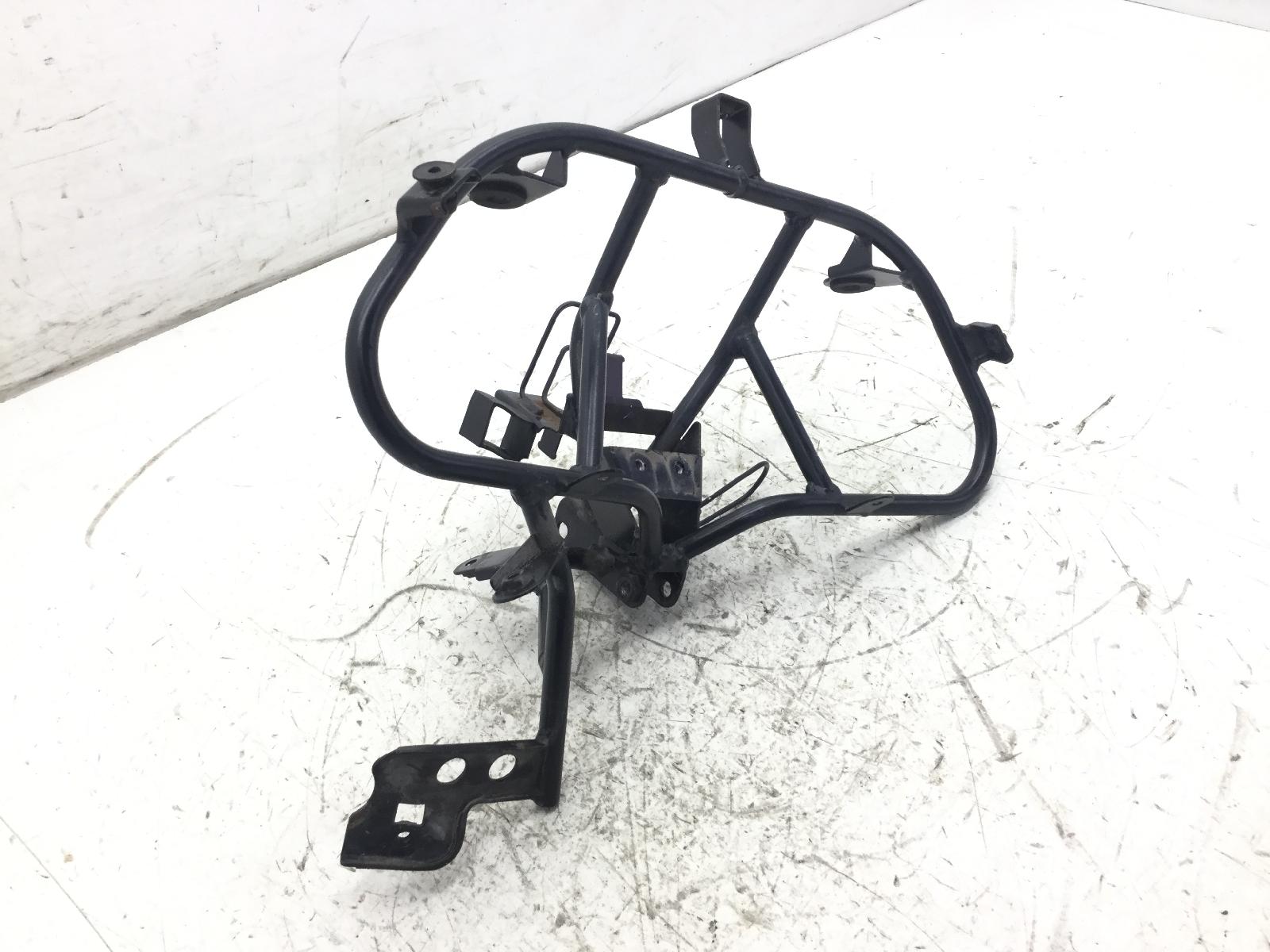 Suzuki burgman uh 125 telaio telaietto supporto scudo anteriore 2007 2007 cc111