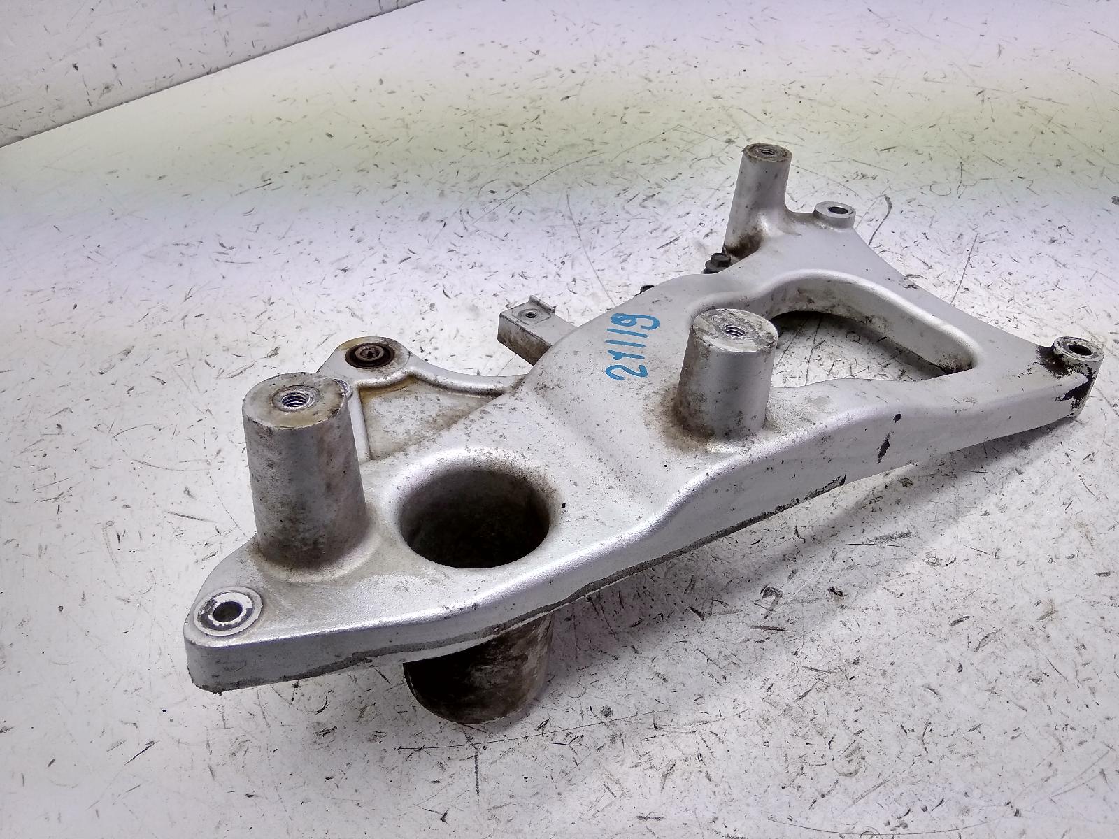 Sym hd euro3 125 staffa supporto scarico marmitta 2007 2008 lh18w