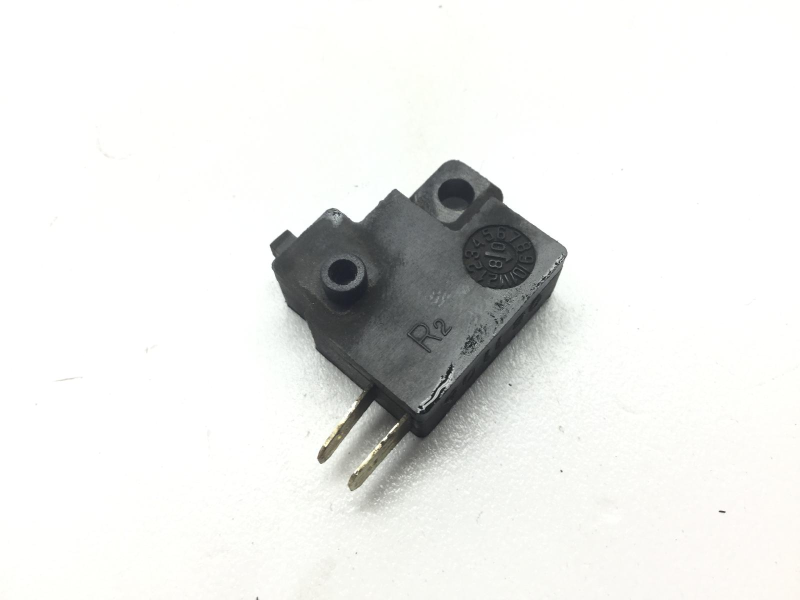 Sym hd euro3 125 sensore microstop pompa freno anteriore destro 2007 2008 rfglh12wy9s