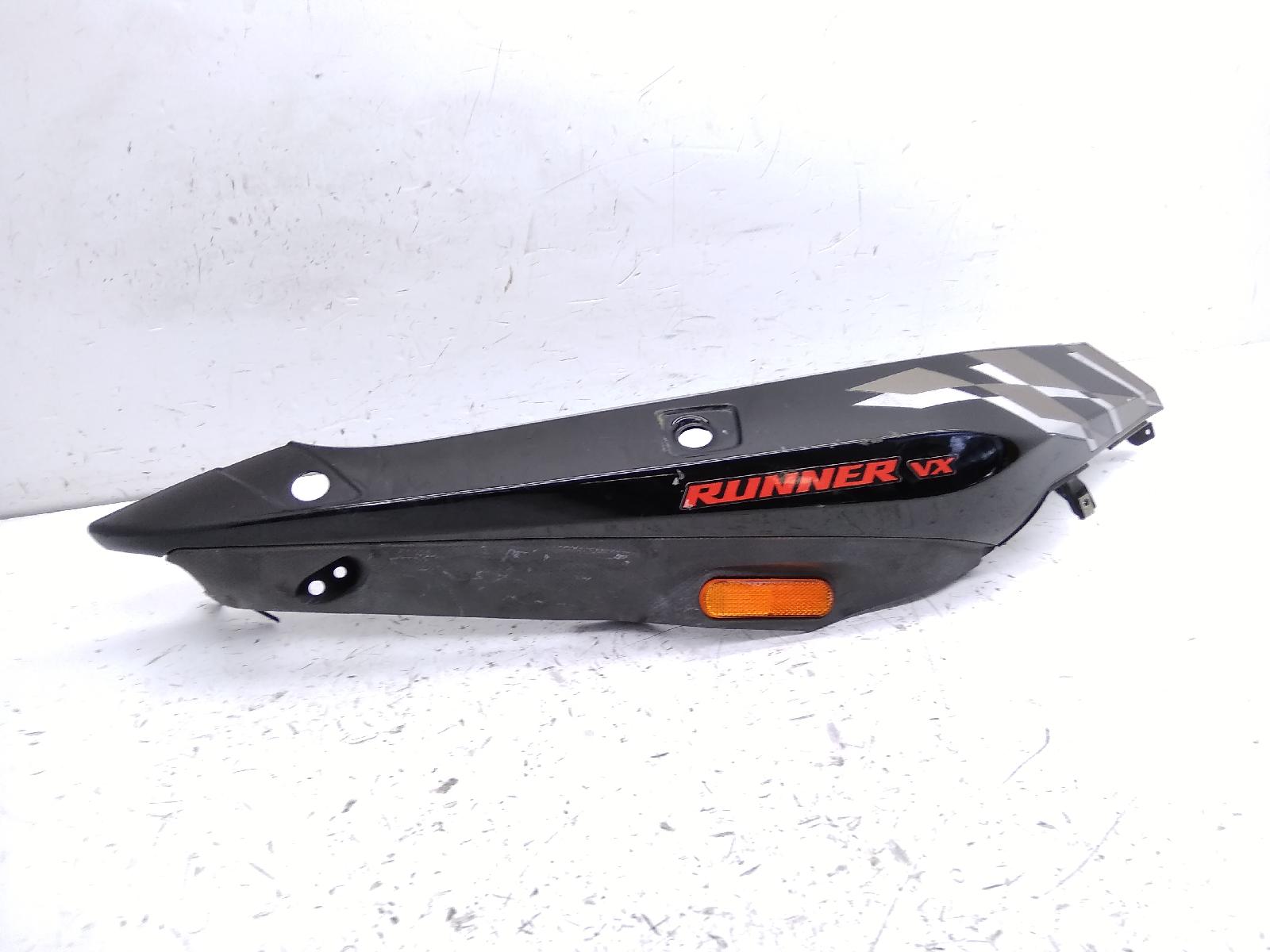 Gilera runner vx race 125 carena fiancata posteriore destra 2 alette rott 2006 2006 m46100