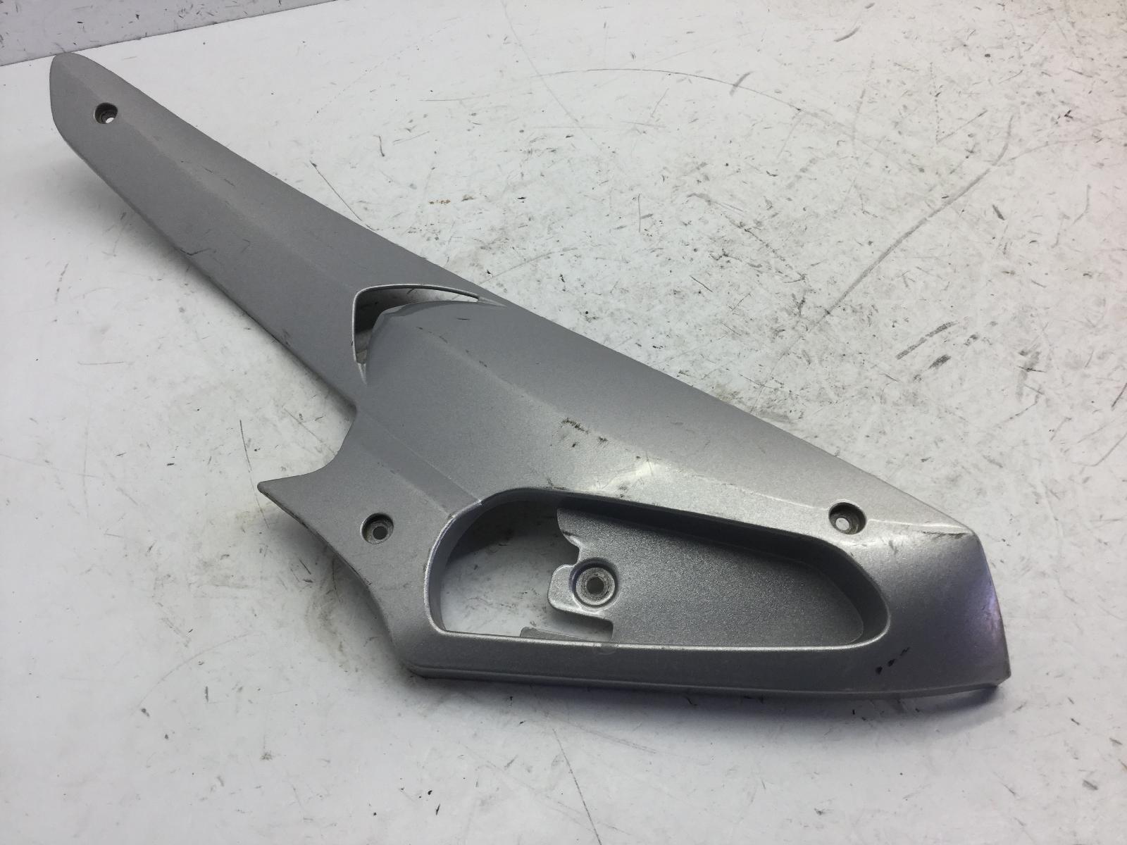 Gilera runner vx race 125 carena fianchetto sinistro supporto pedana 2006 2006 m46100