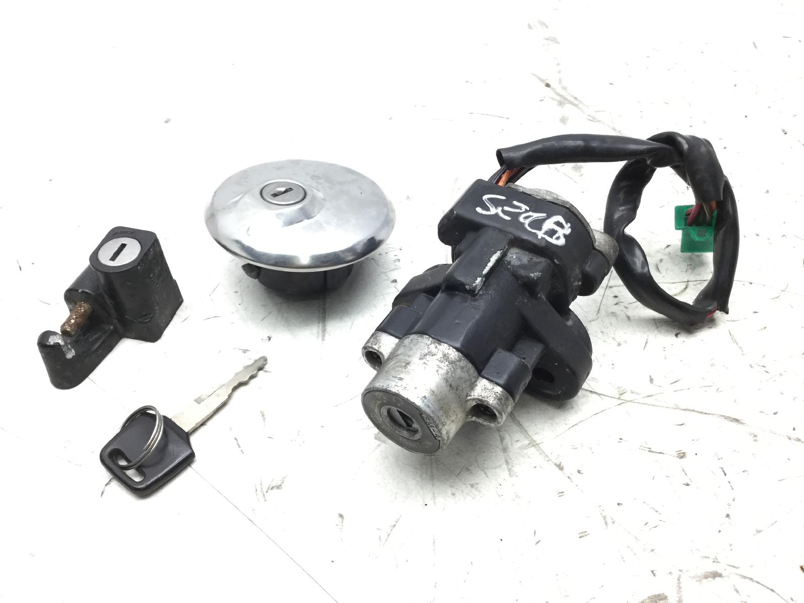 Skyteam moto v-raptor 250 blocchetto chiave tappo serbatoio serratura 2011 2013 l3j17250accc