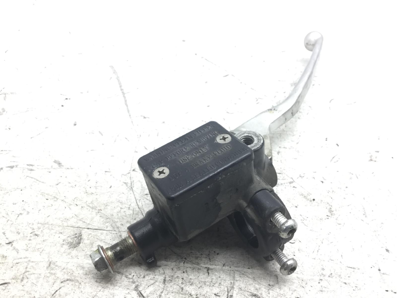 Piaggio fly e3 125 pompa freno anteriore destra con leva 2007 2007 m57100