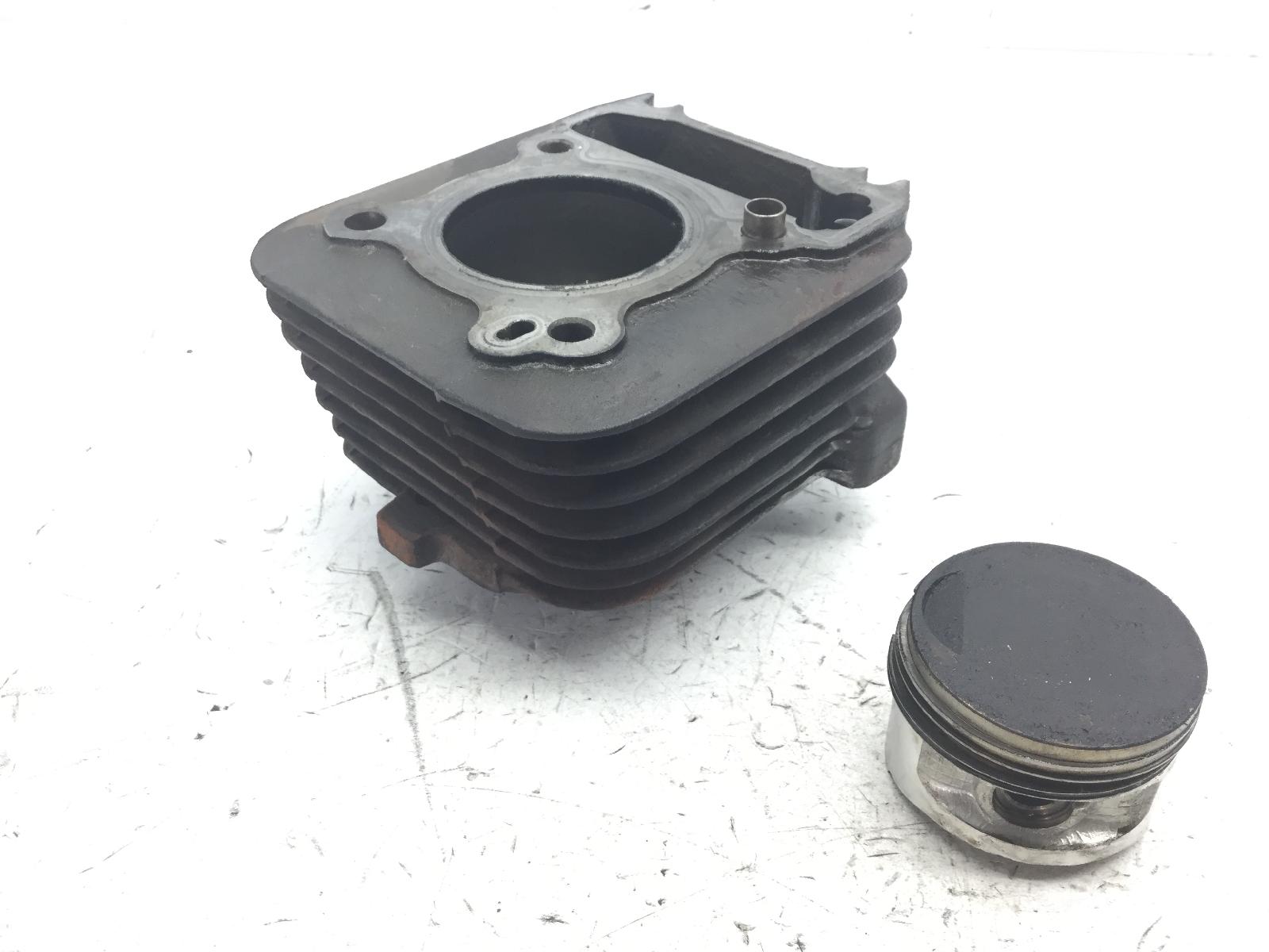 Piaggio fly e3 125 cilindro con pistone 2007 2007 m57100