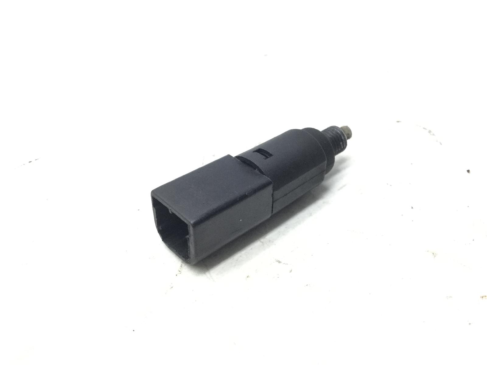 Piaggio fly e3 125 sensore stop microstop freno anteriore destro 2007 2007 m57100